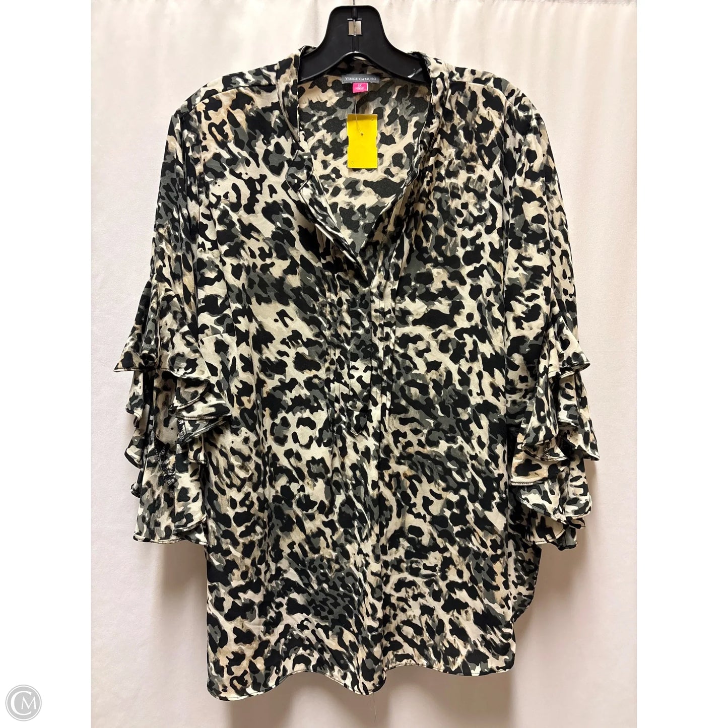 Top Long Sleeve By Vince Camuto In Animal Print, Size: 1x