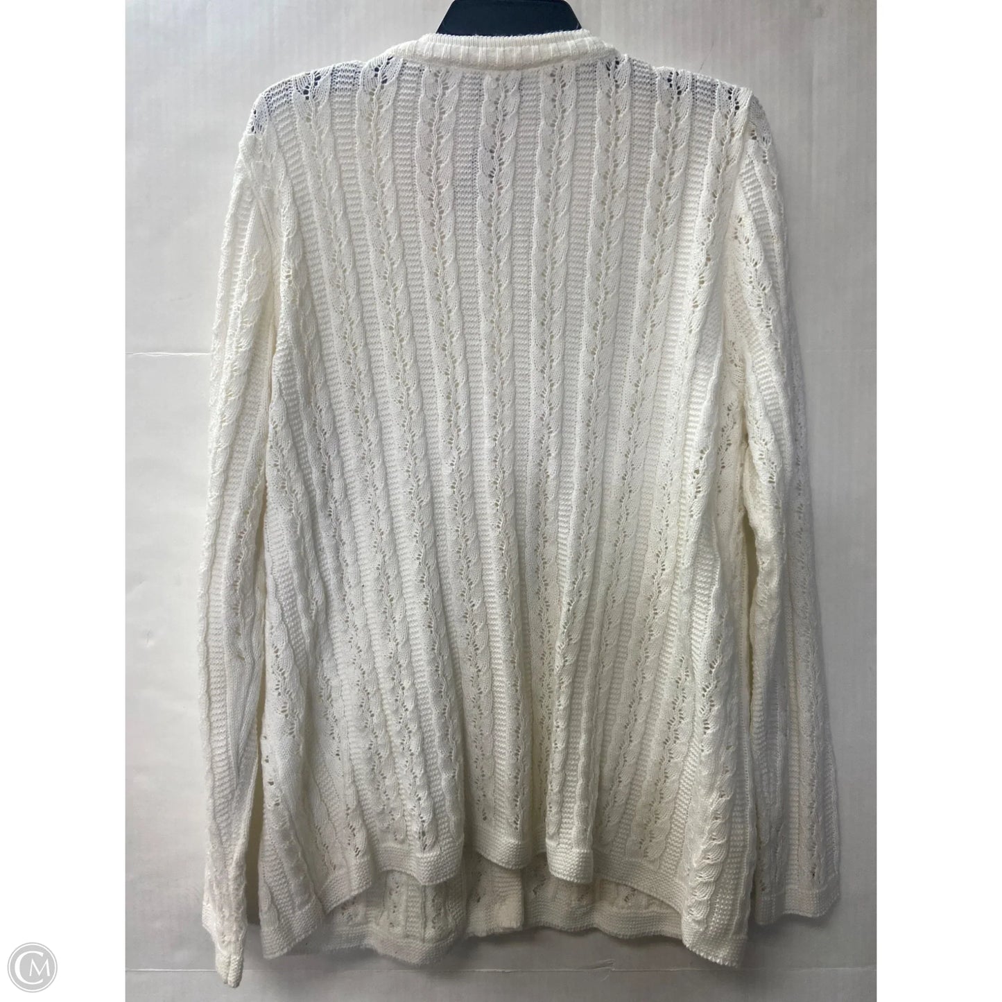 Cardigan By Clothes Mentor In White, Size: 1x