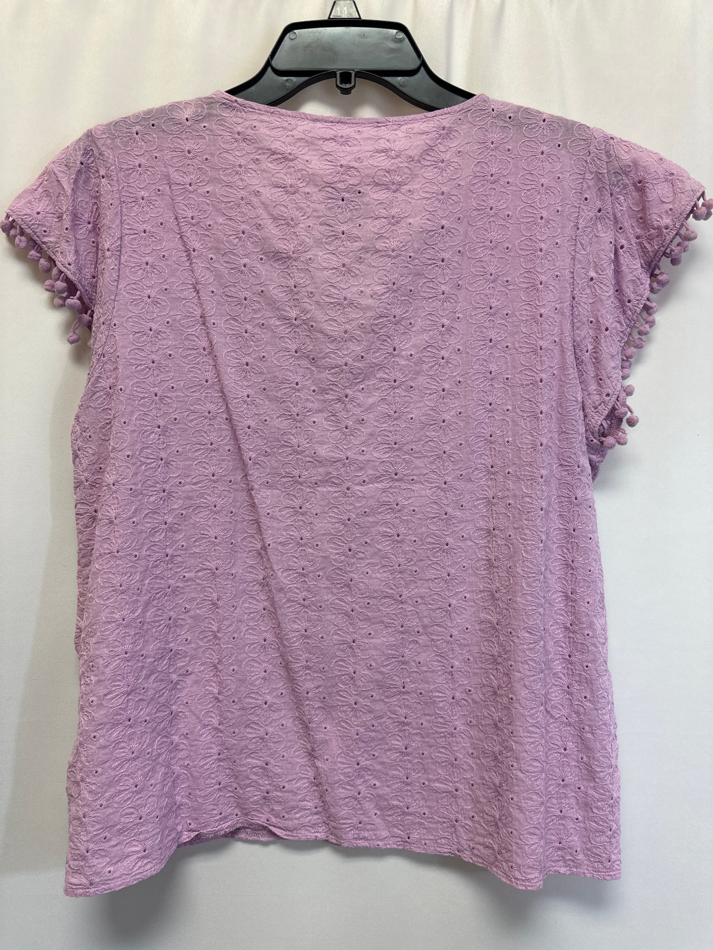 Top Short Sleeve By Clothes Mentor  Size: L