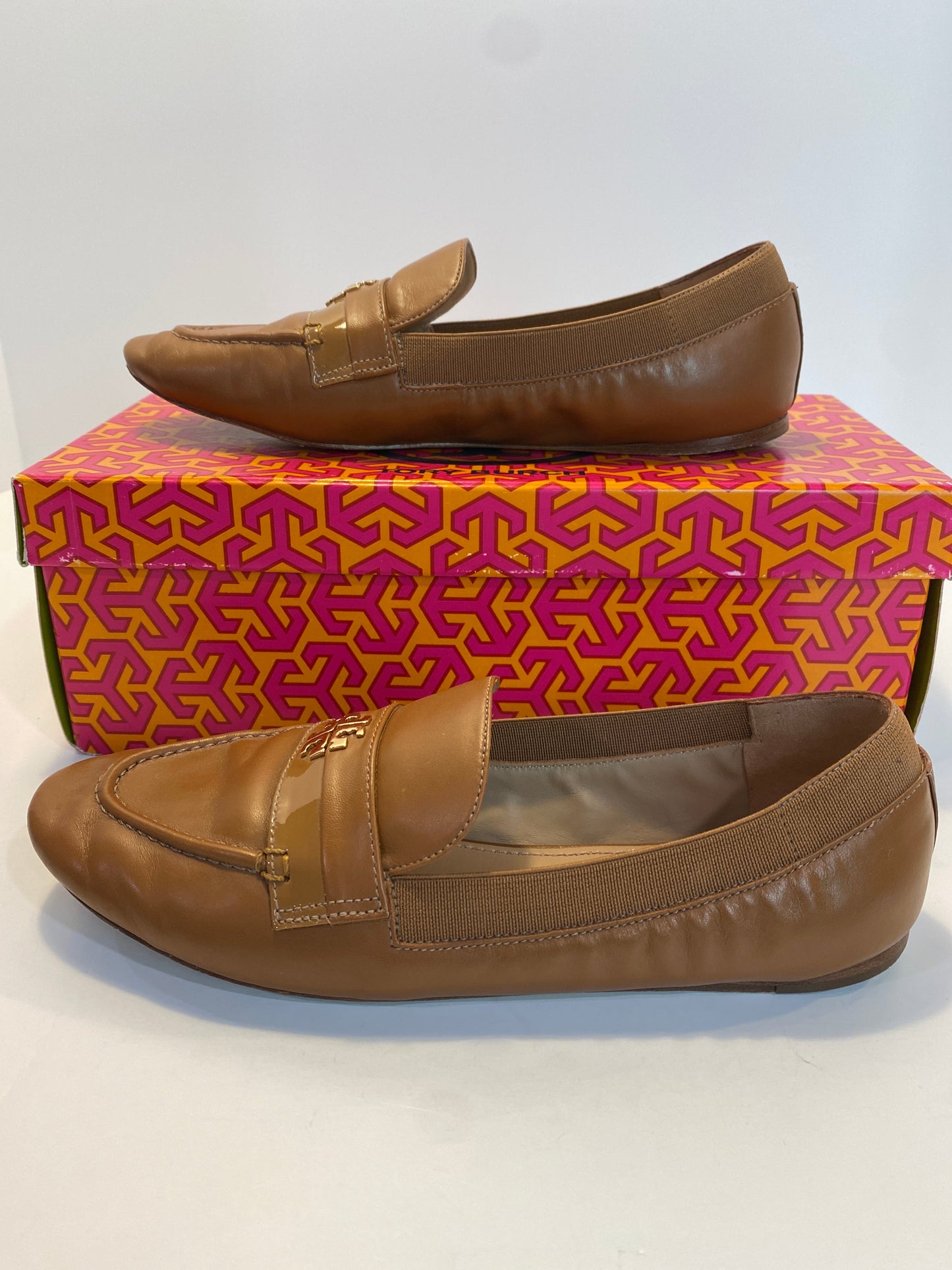 Brown Shoes Flats Tory Burch, Size 6.5