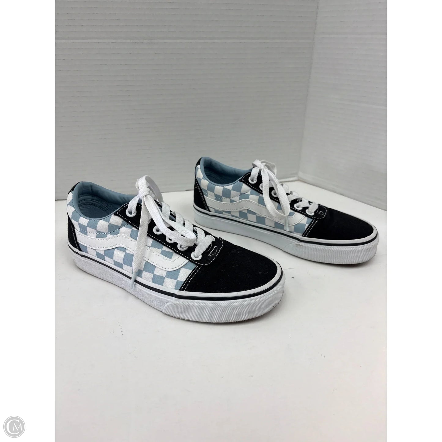 Shoes Sneakers By Vans In Blue, Size: 6