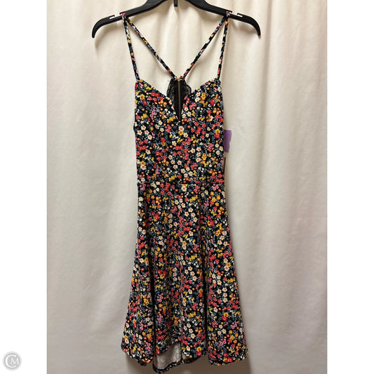 Dress Casual Short By No Boundaries In Floral Print, Size: M
