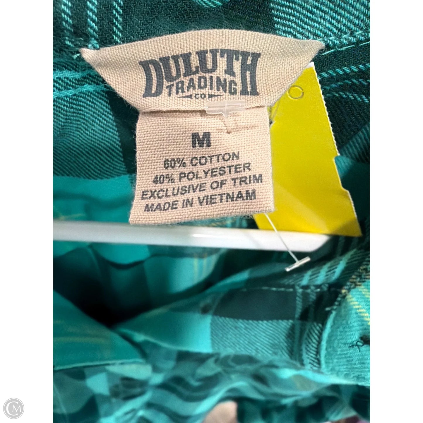 Top Long Sleeve By Duluth Trading In Green, Size: M
