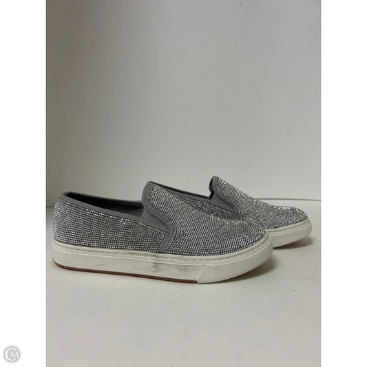 Shoes Flats By Steve Madden In Silver, Size: 7