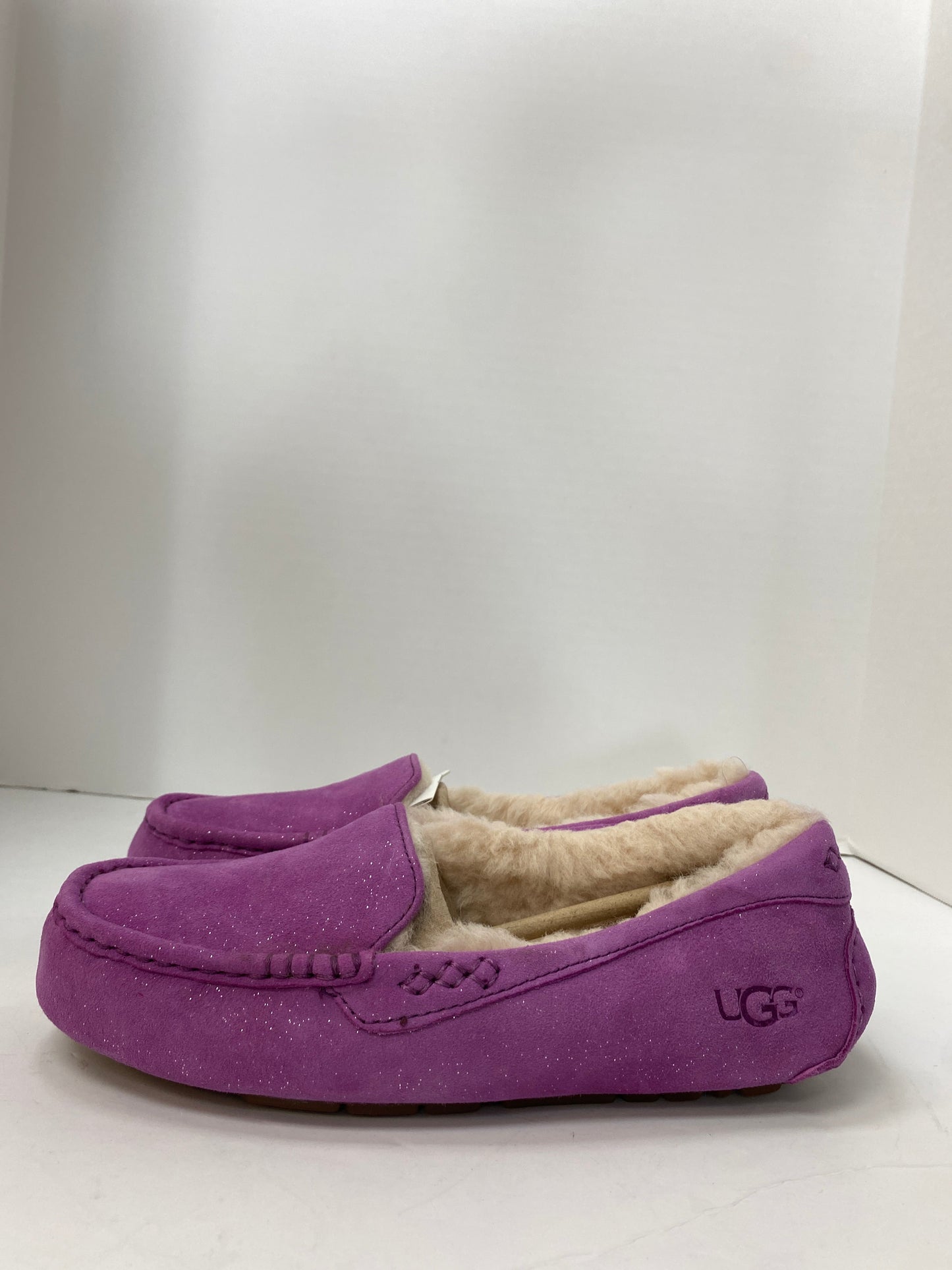 Slippers By Ugg  Size: 9