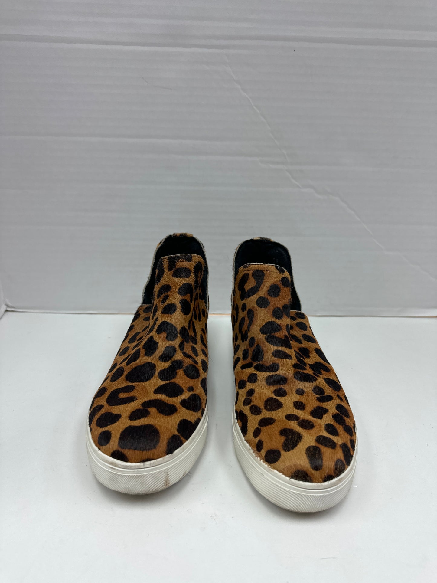 Shoes Sneakers By Steve Madden  Size: 7