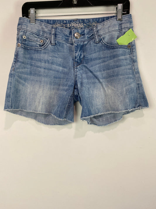 Shorts By Express  Size: 2