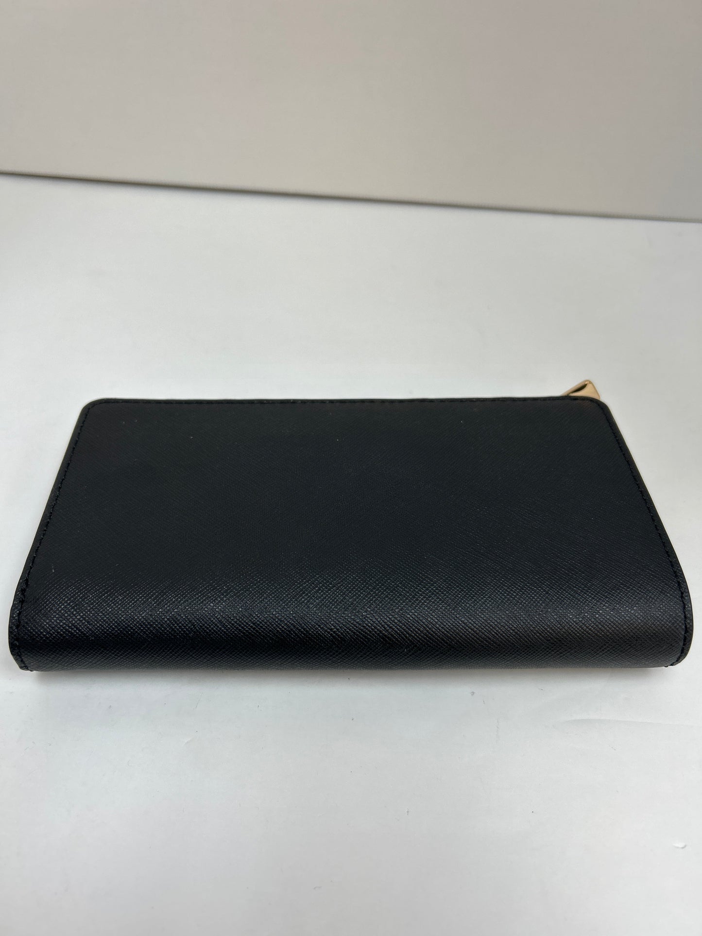 Wallet Designer By Michael Kors  Size: Medium