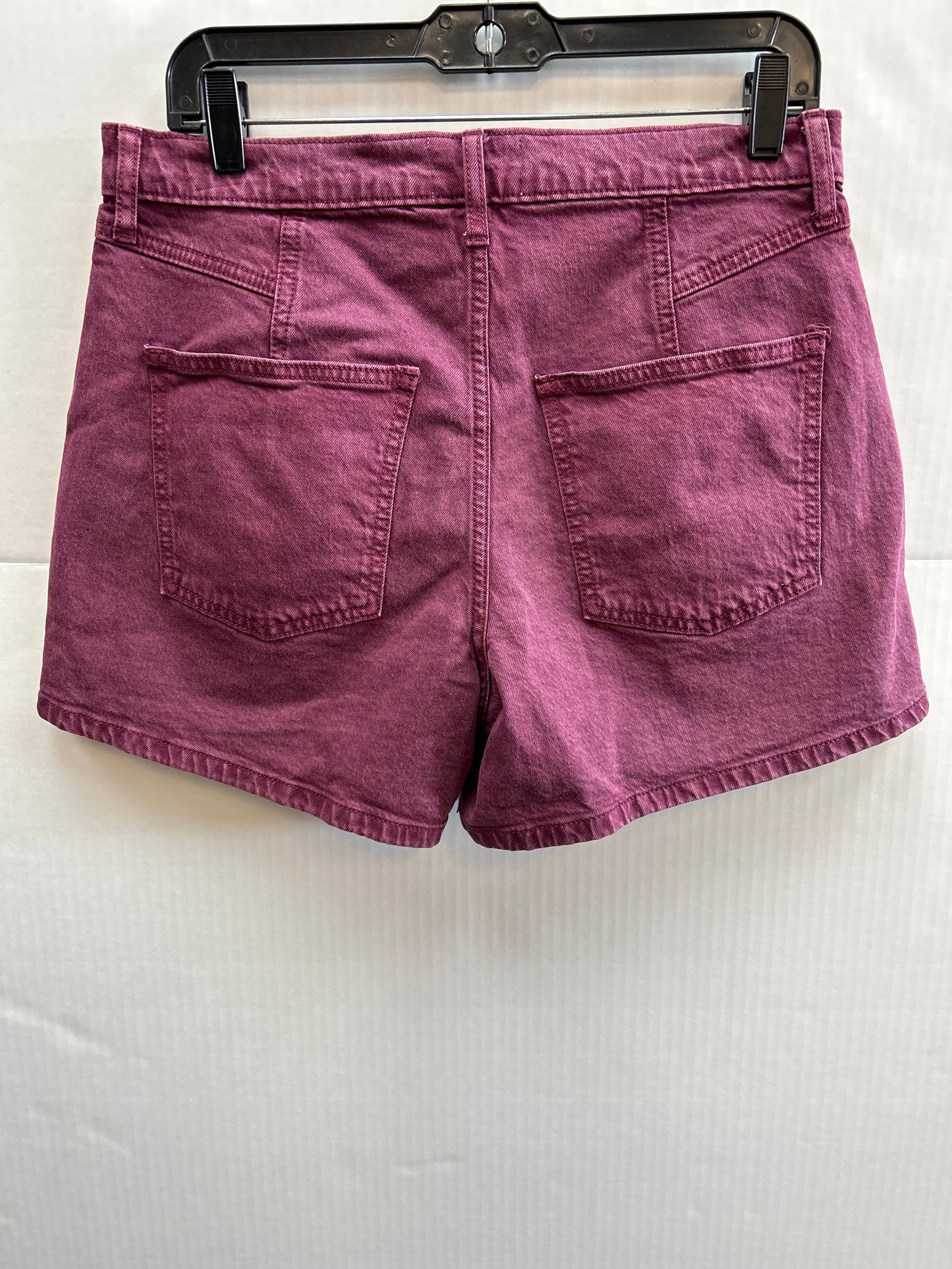 Shorts By Universal Thread  Size: 8