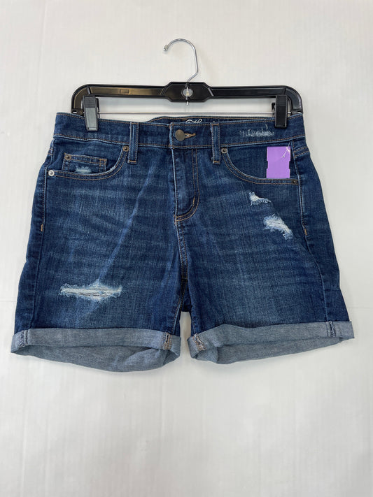 Shorts By Universal Thread  Size: 4