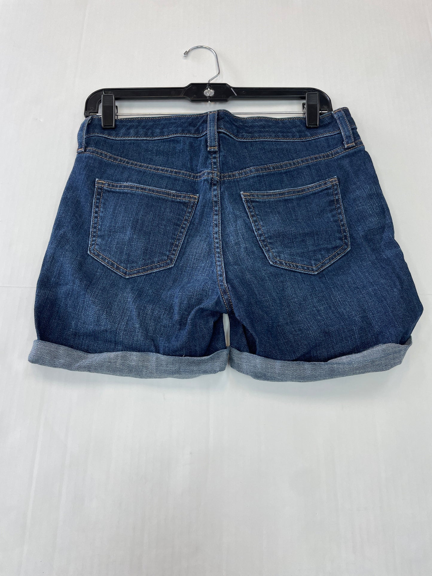 Shorts By Universal Thread  Size: 4