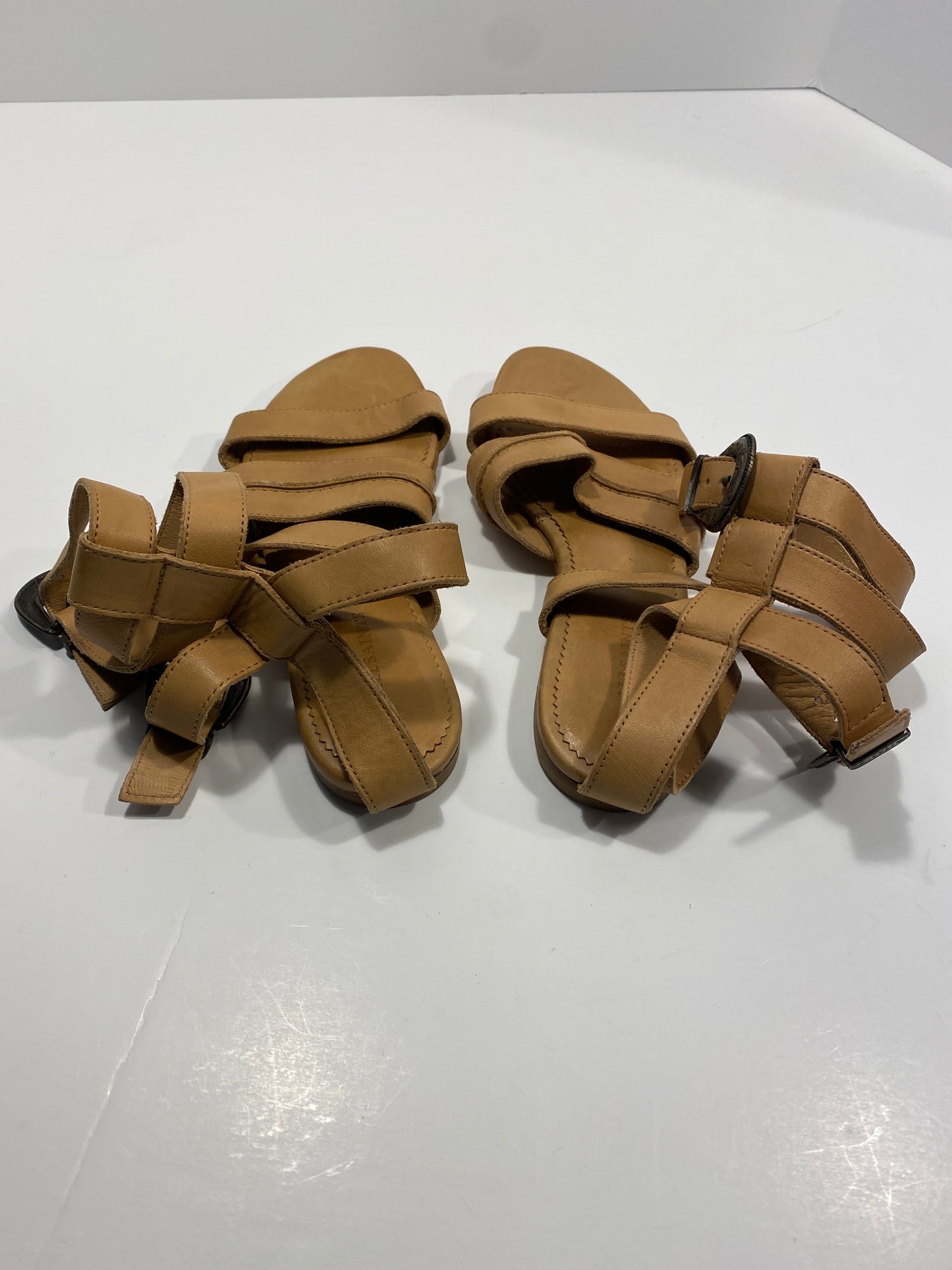 Brown Sandals Flats All Saints, Size 7.5