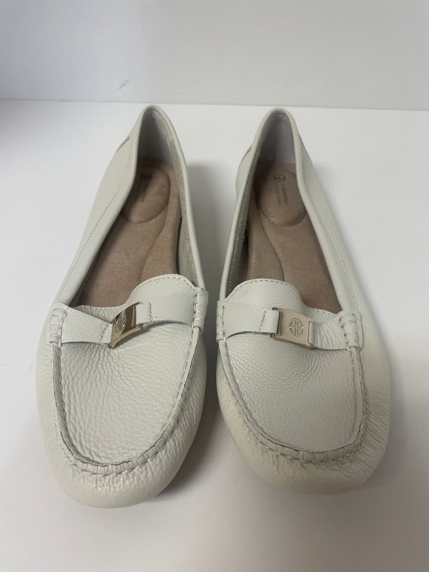 White Shoes Flats Giani Bernini, Size 10