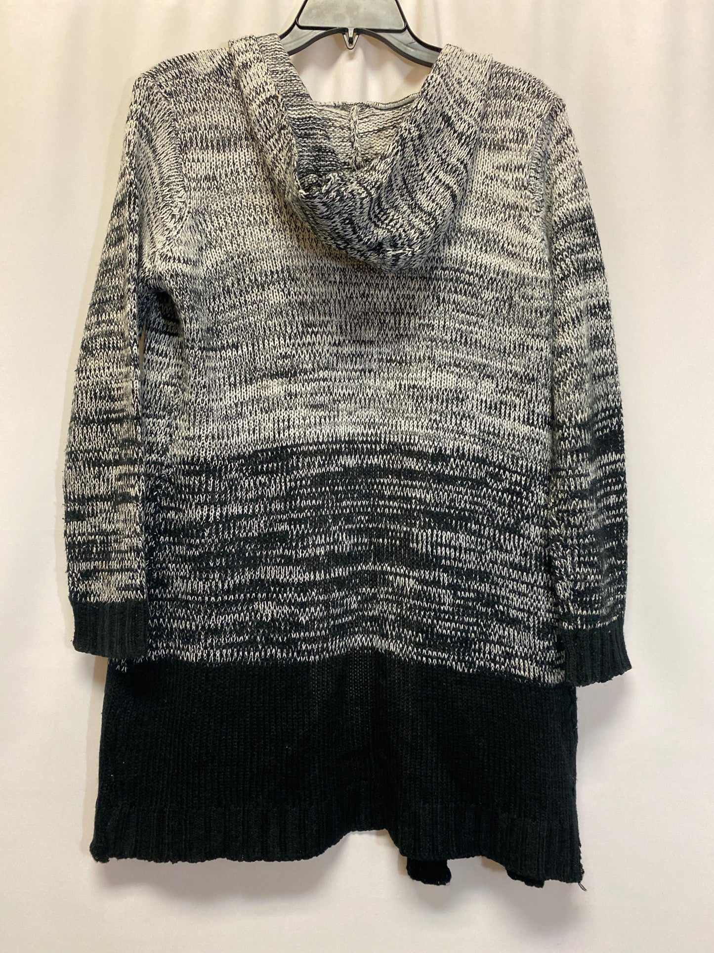 Black & White Sweater Cardigan Clothes Mentor, Size M