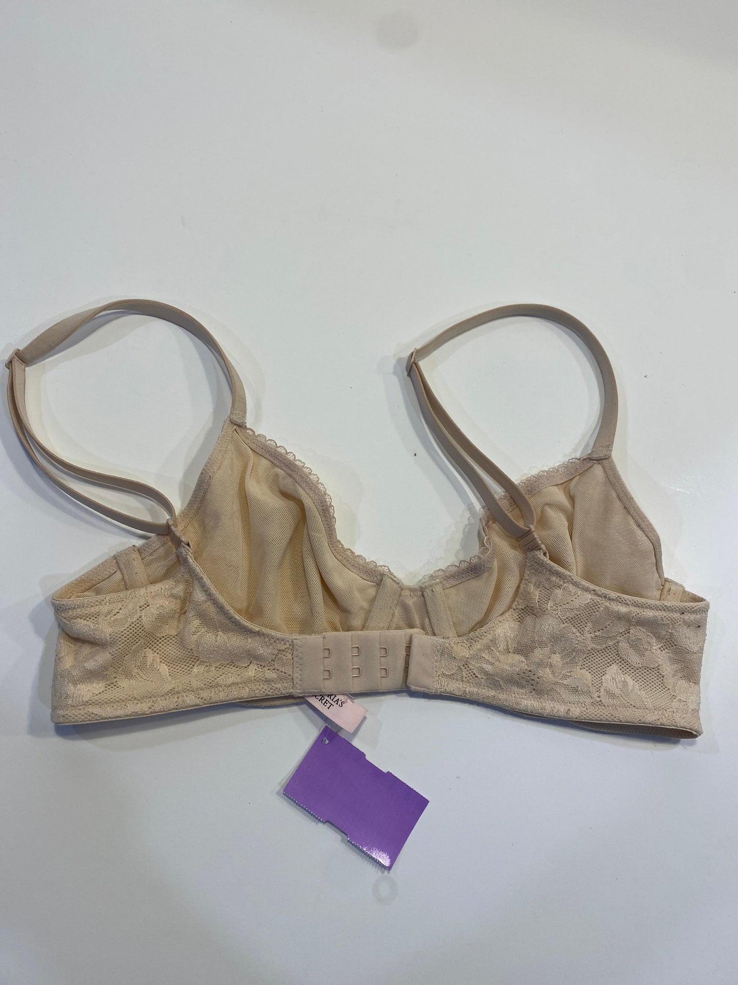 Beige Bra Victorias Secret, Size 32