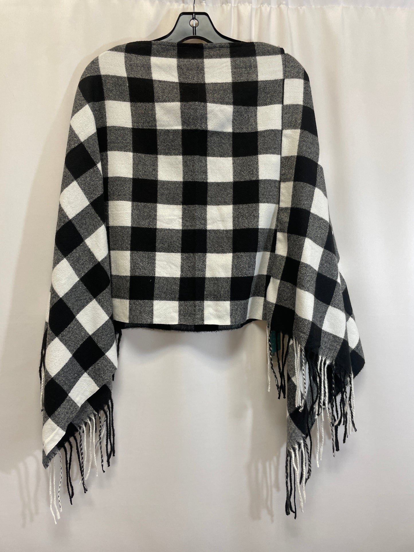 Black & White Poncho Cmf, Size Onesize