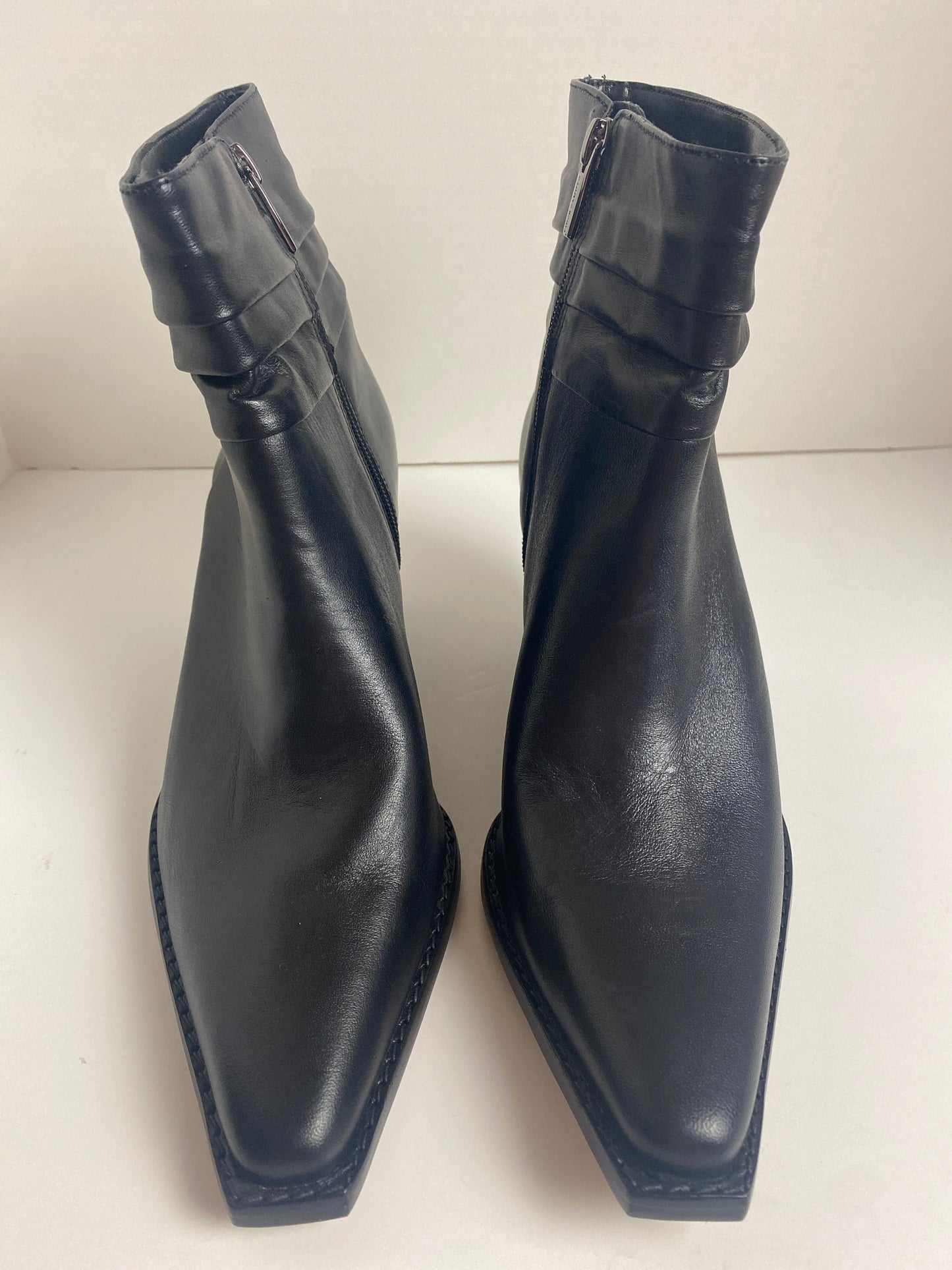 Boots Ankle Heels By Vince Camuto In Black, Size: 8.5