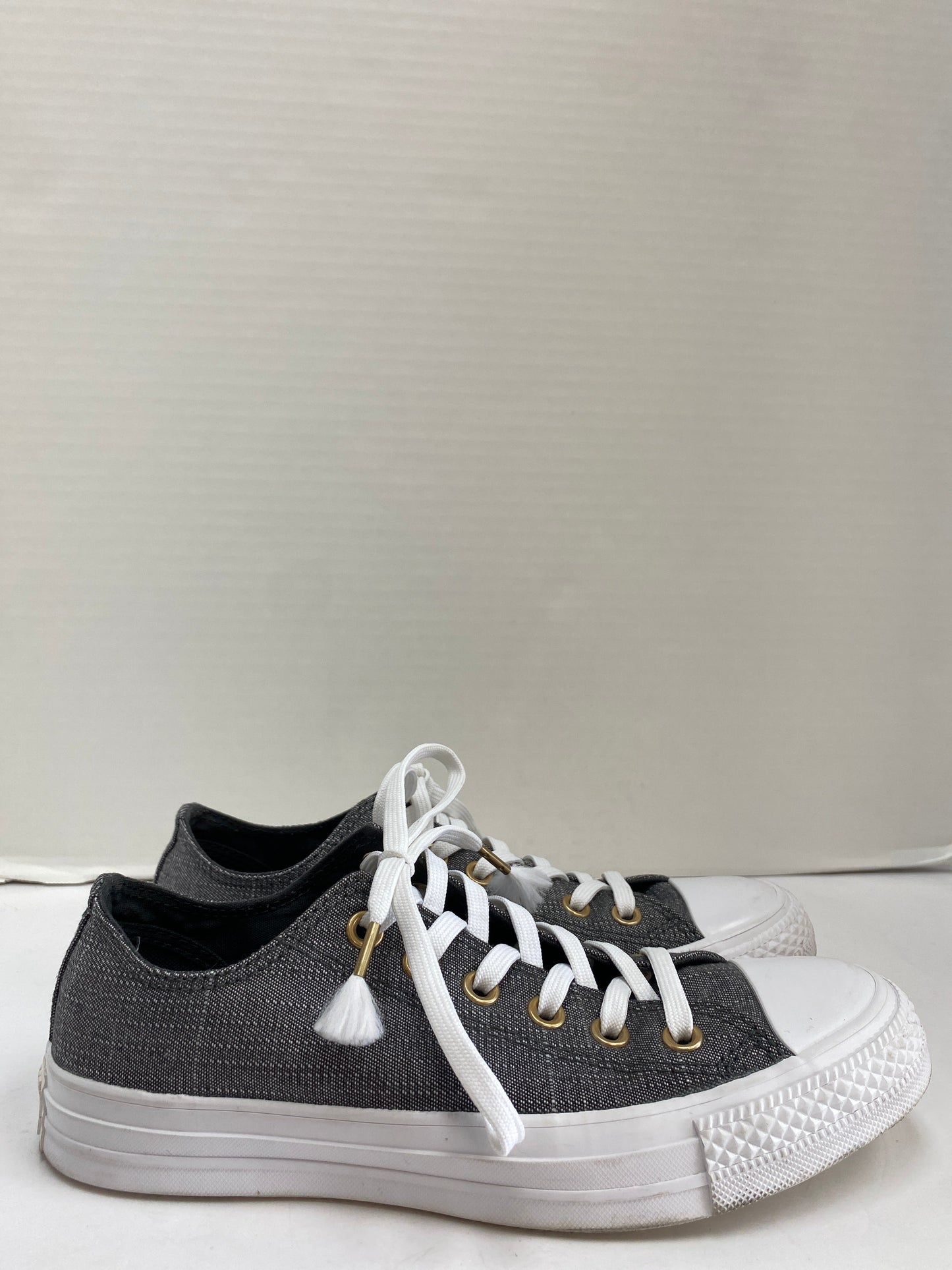 Shoes Sneakers By Converse In Grey, Size: 7