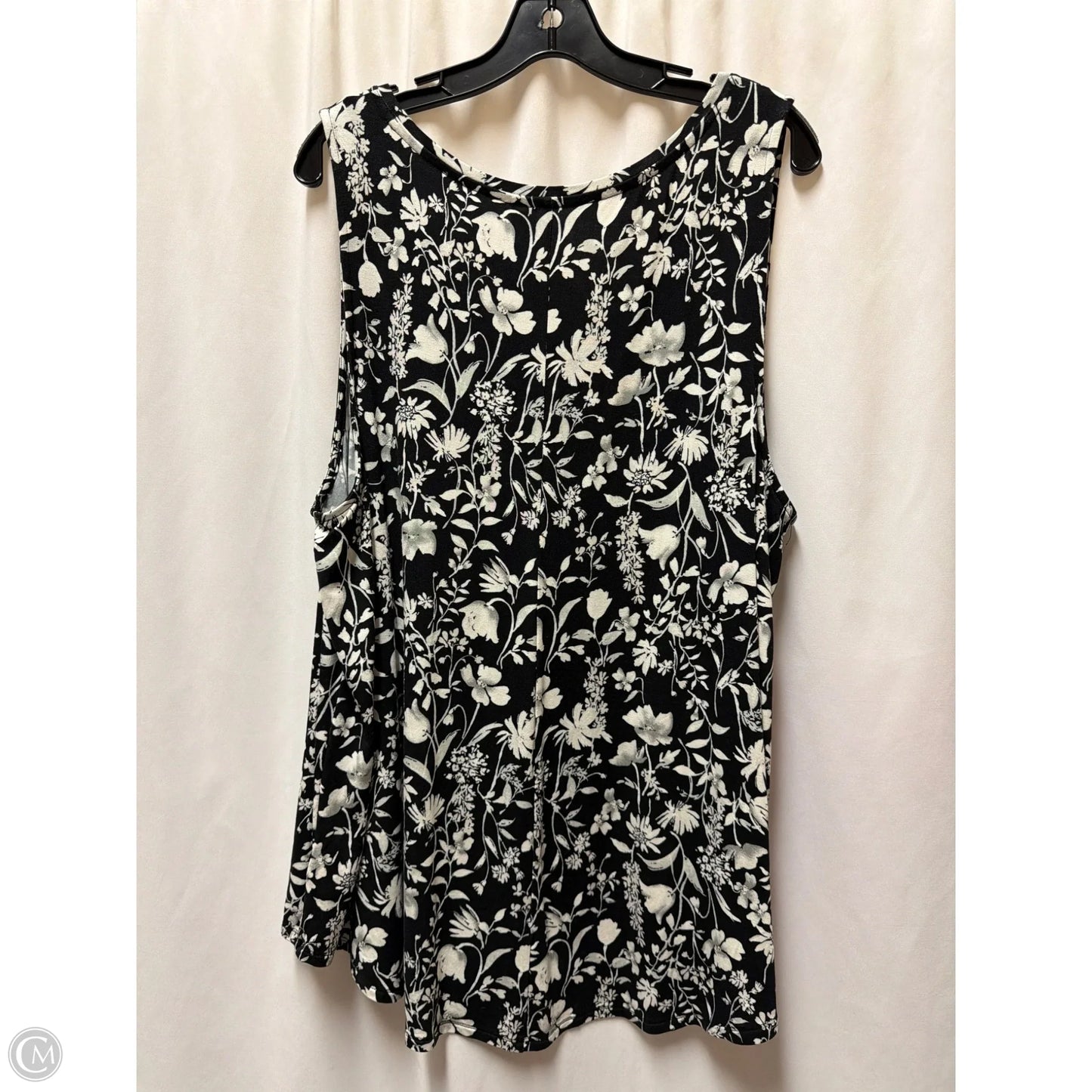 Tank Top By Old Navy In Black & White, Size: Xxl