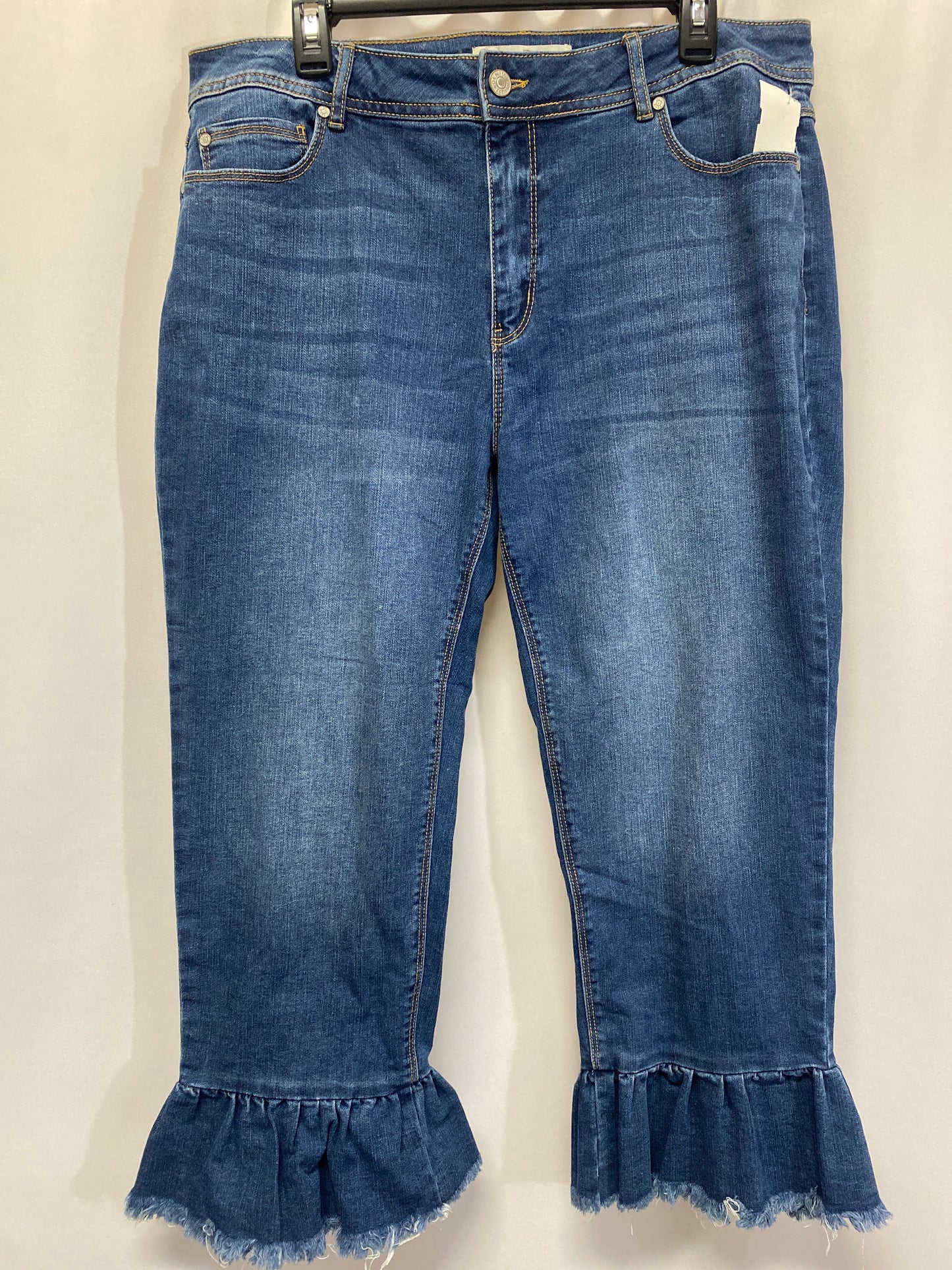 Jeans Cropped By Cato In Blue Denim, Size: 14