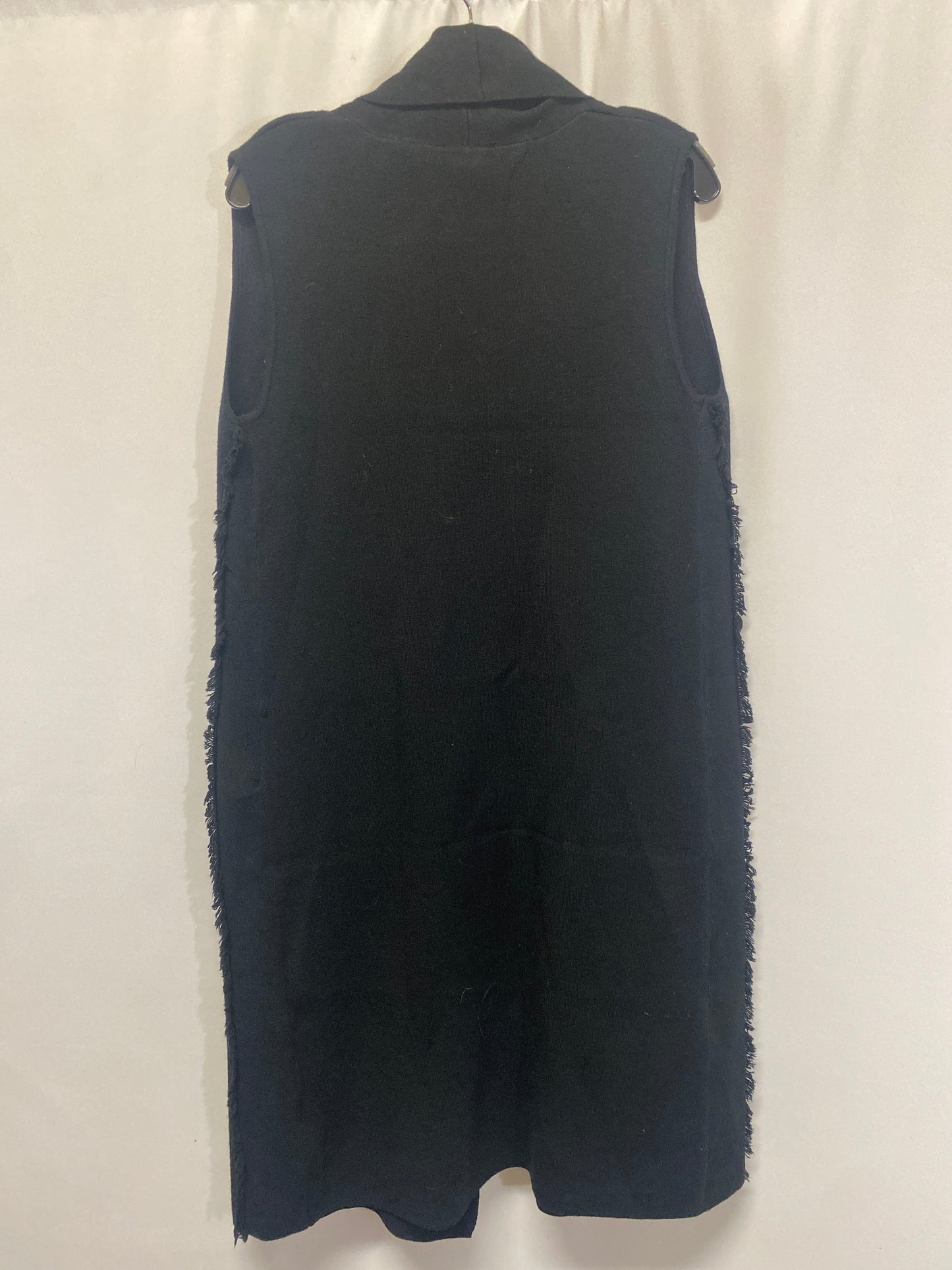 Capris By Tahari By Arthur Levine In Black, Size: S