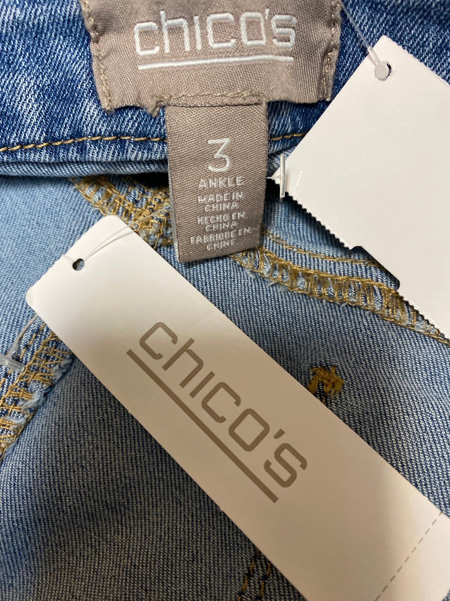 Jeans Straight By Chicos In Blue Denim, Size: 16