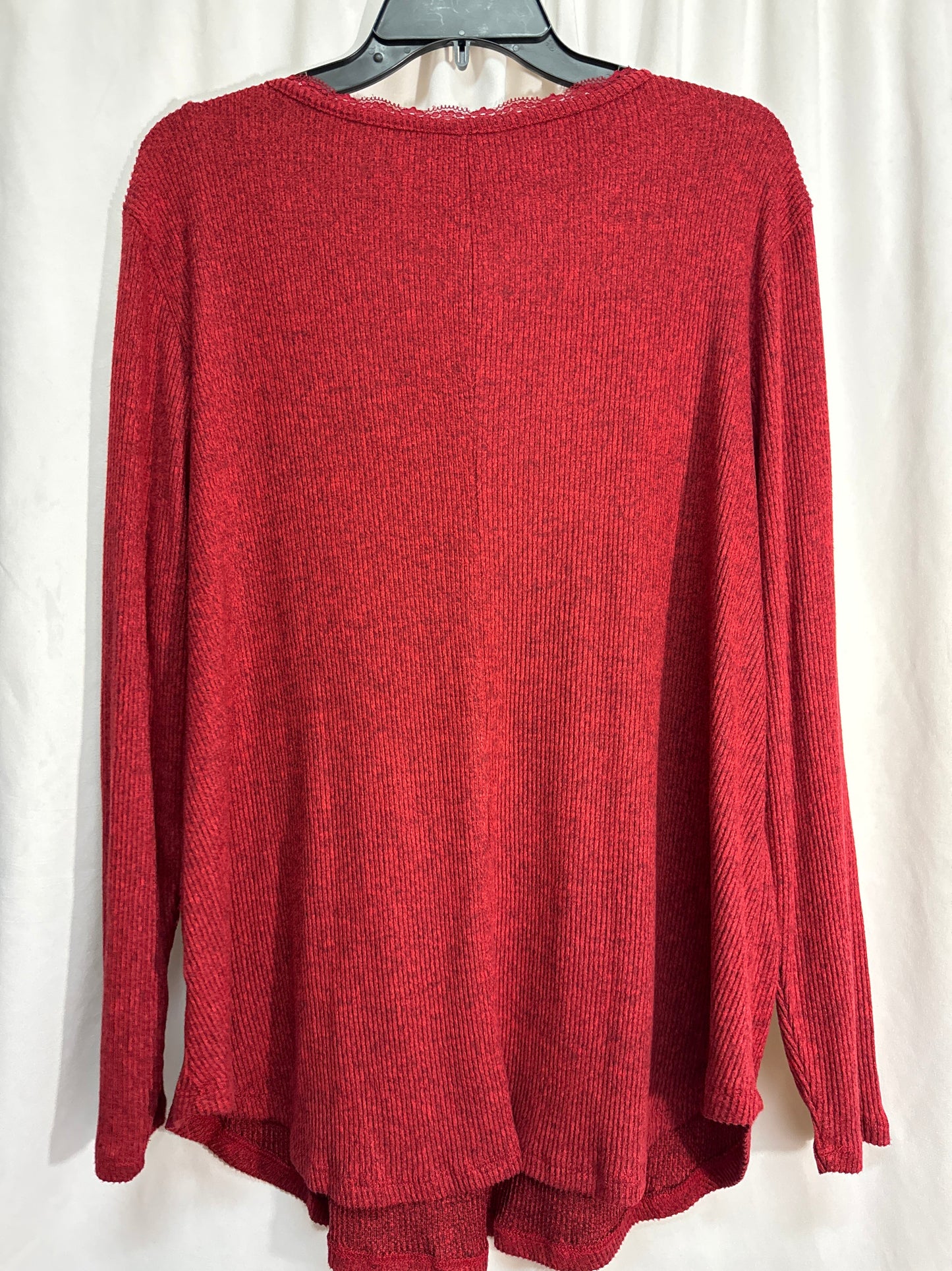 Top Long Sleeve By Maurices In Red, Size: 2x