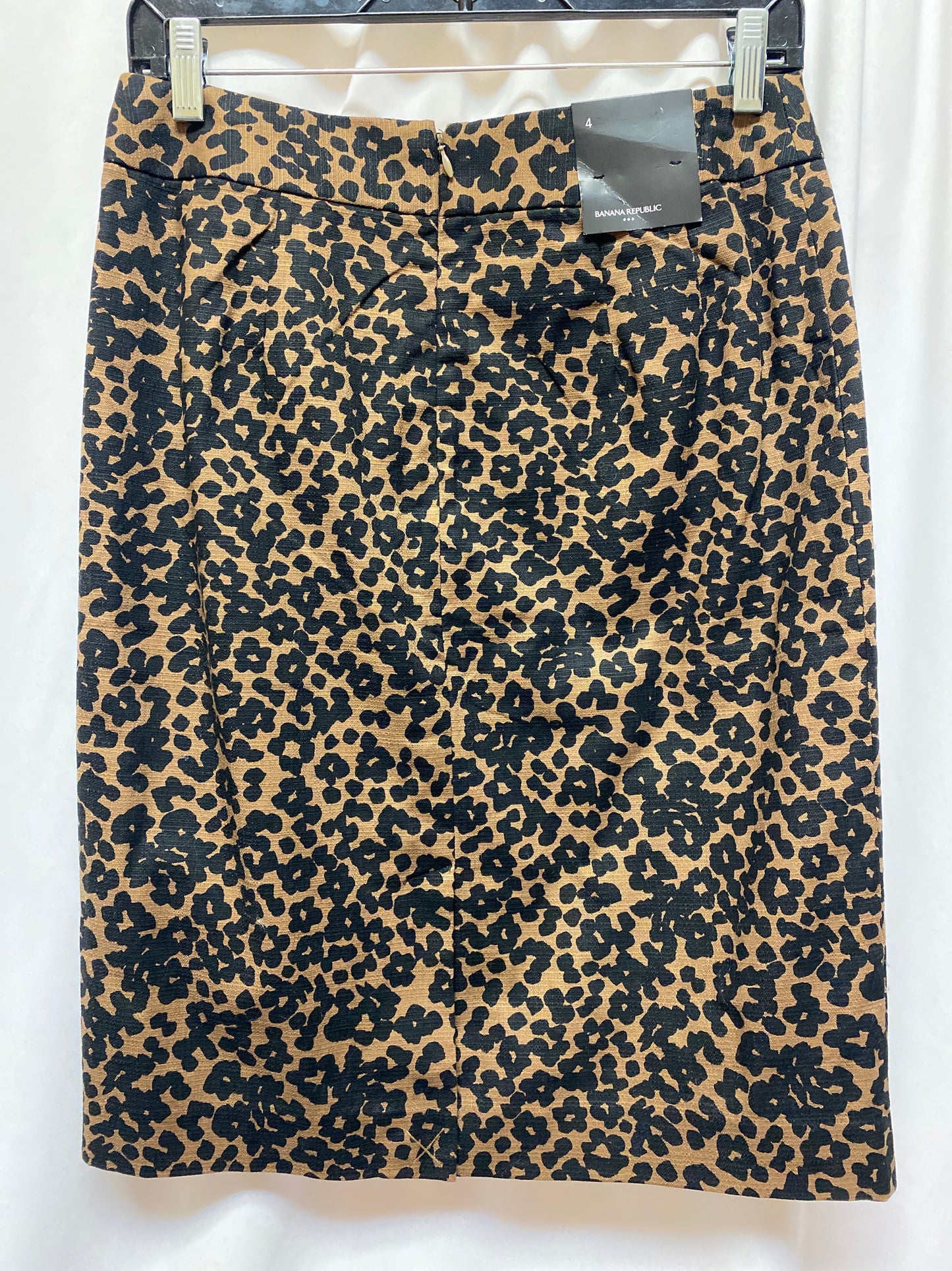 Skirt Midi By Banana Republic In Animal Print, Size: 4