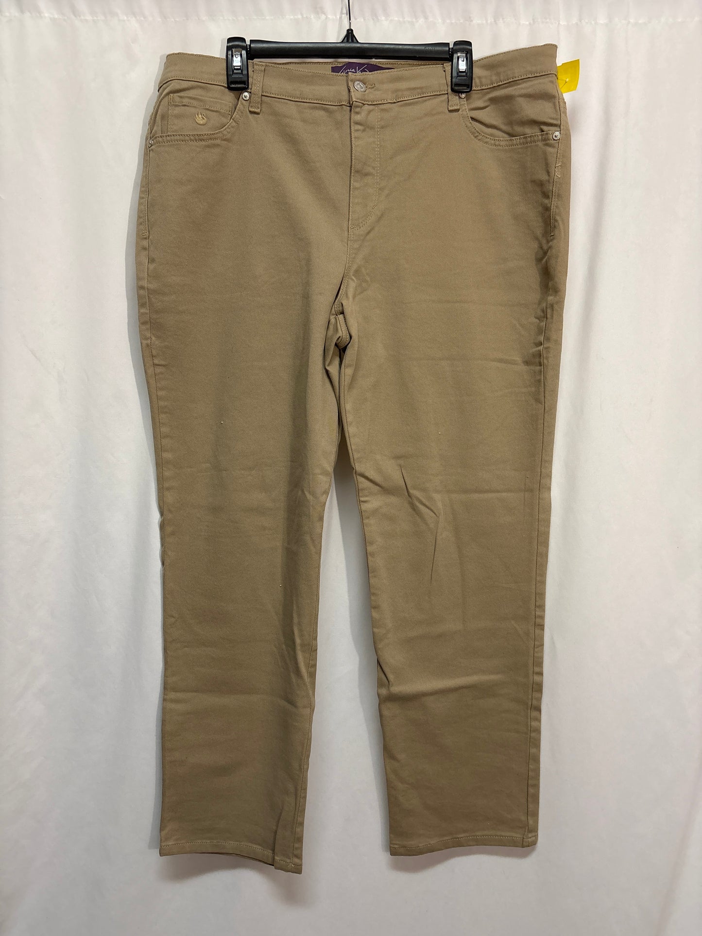 Jeans Straight By Gloria Vanderbilt In Beige, Size: 16