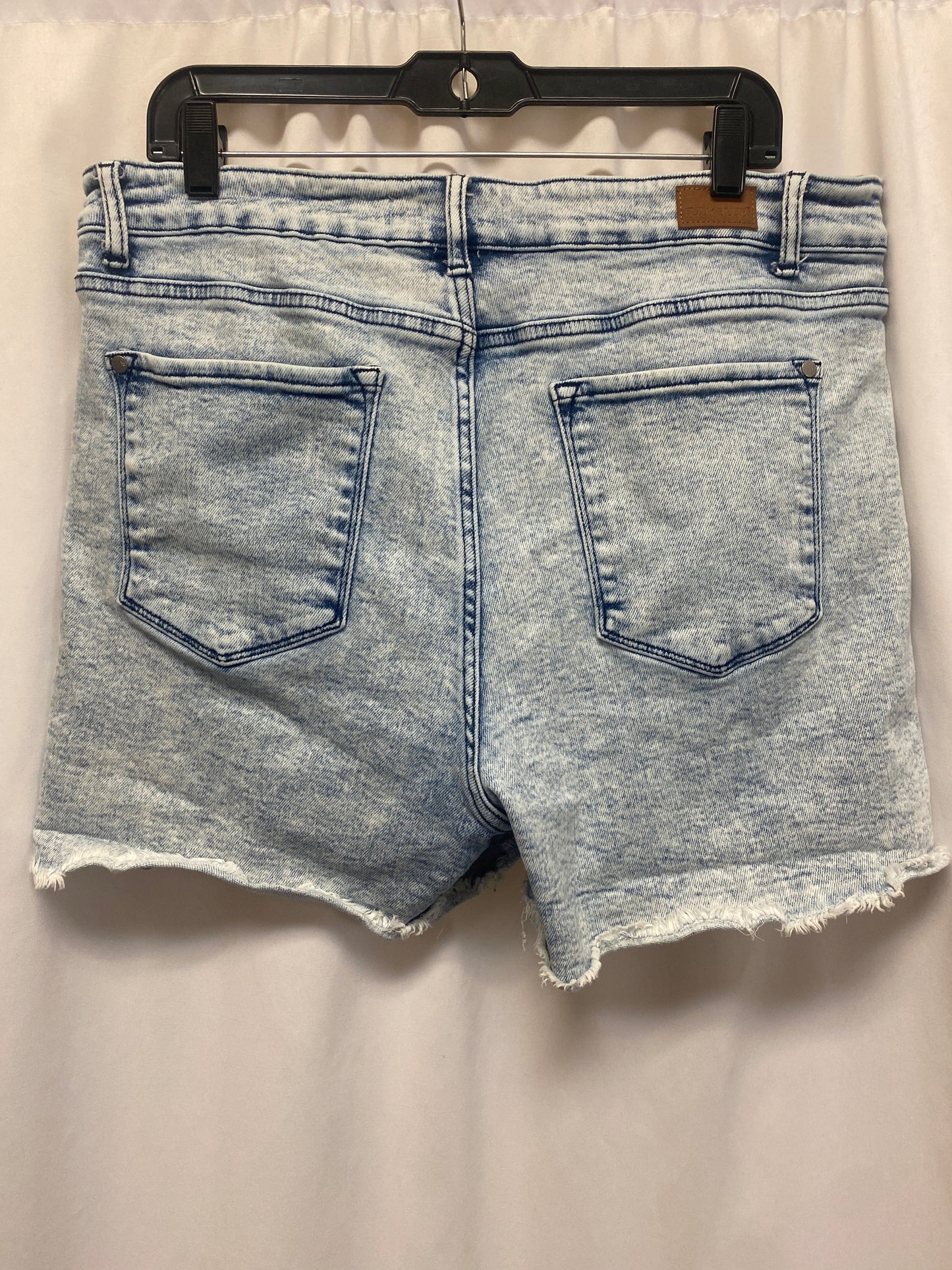 Shorts By Judy Blue In Blue Denim, Size: 2x