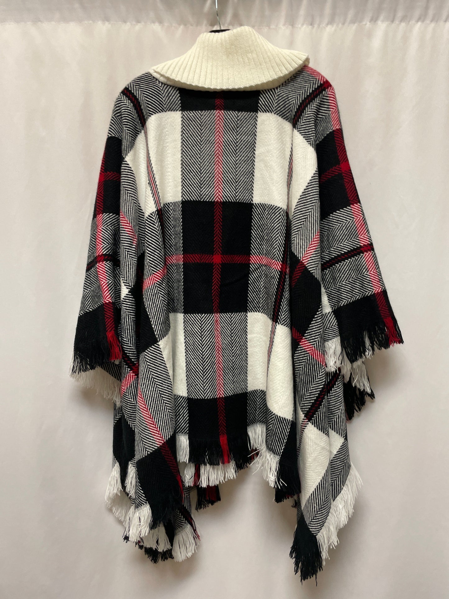 Poncho By Cmf In Black & Red, Size: M