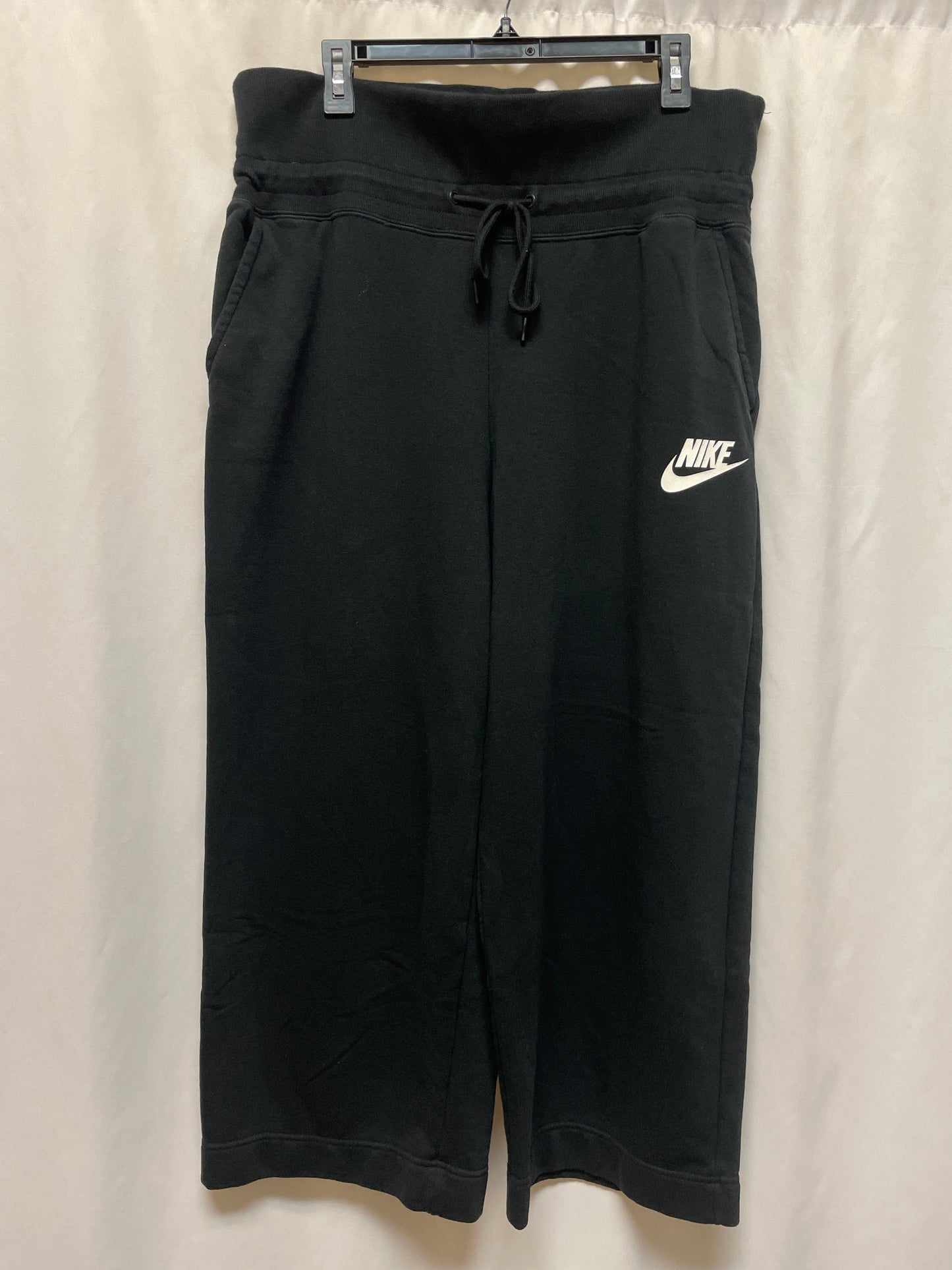 Athletic Capris By Nike In Black, Size: Xxl