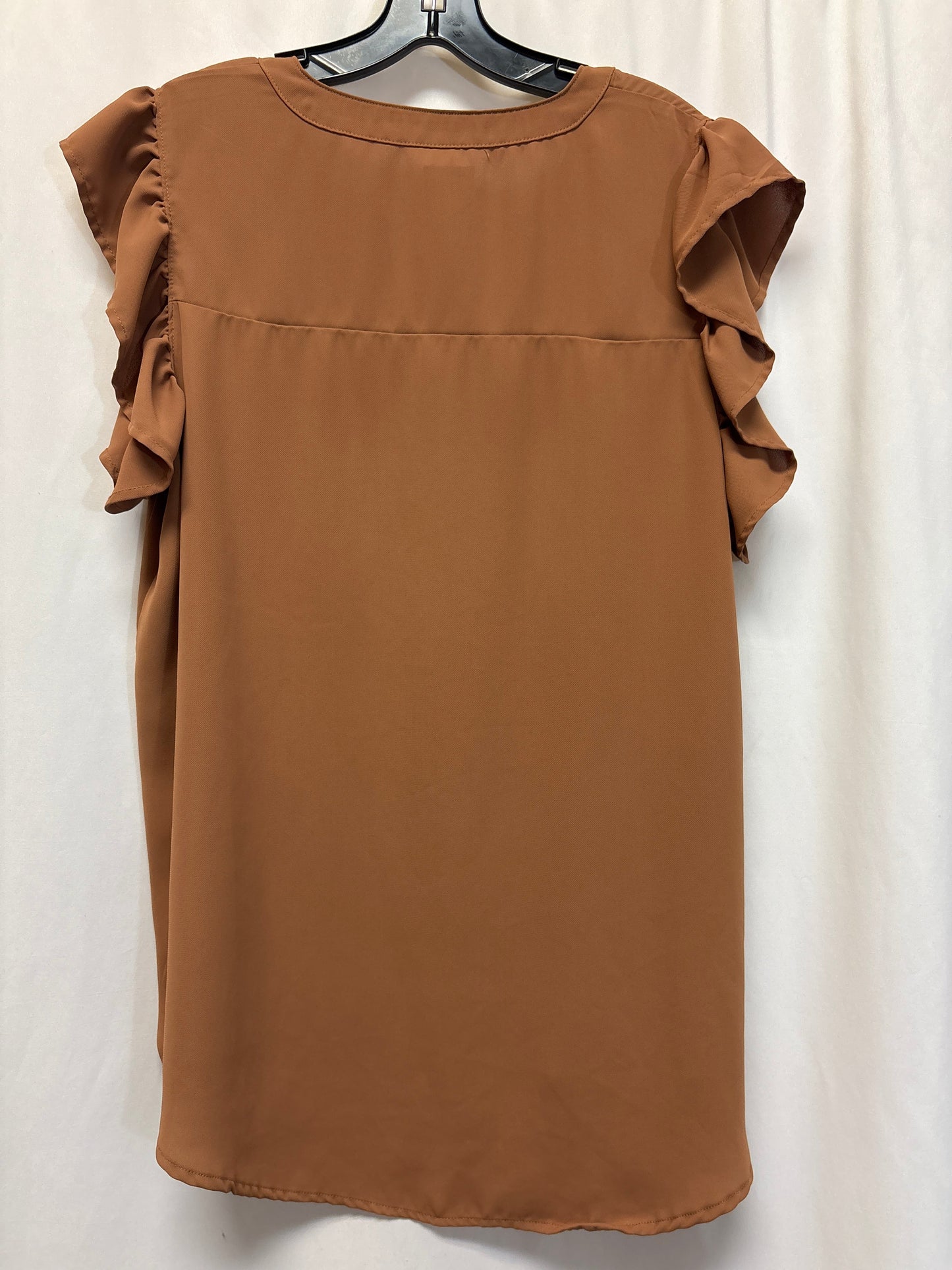 Top Short Sleeve By Zenana Outfitters In Brown, Size: 1x