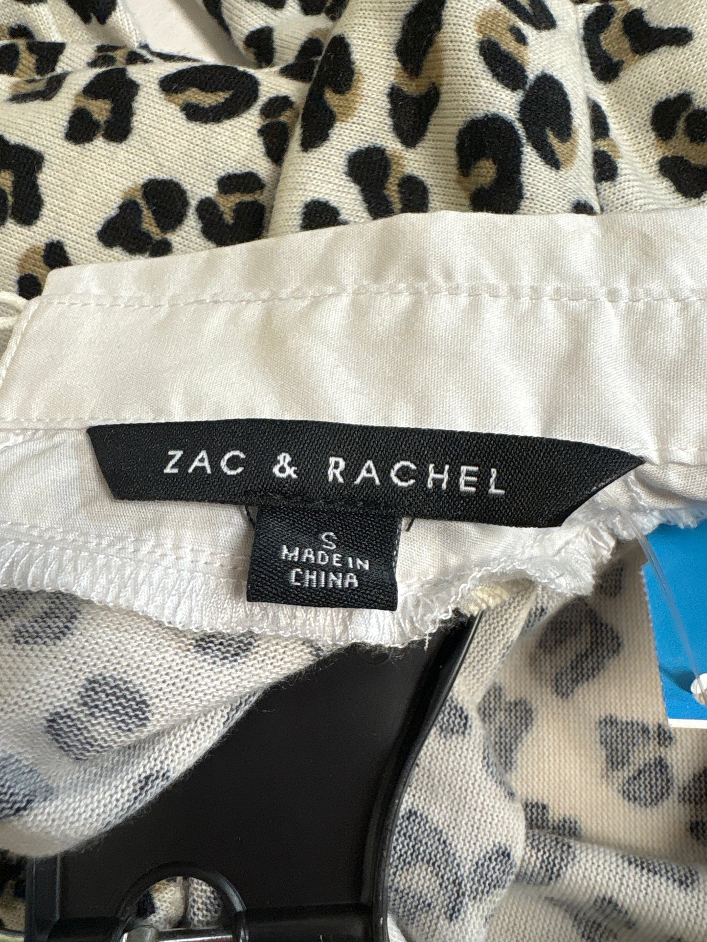 Top Long Sleeve By Zac And Rachel In Animal Print, Size: S