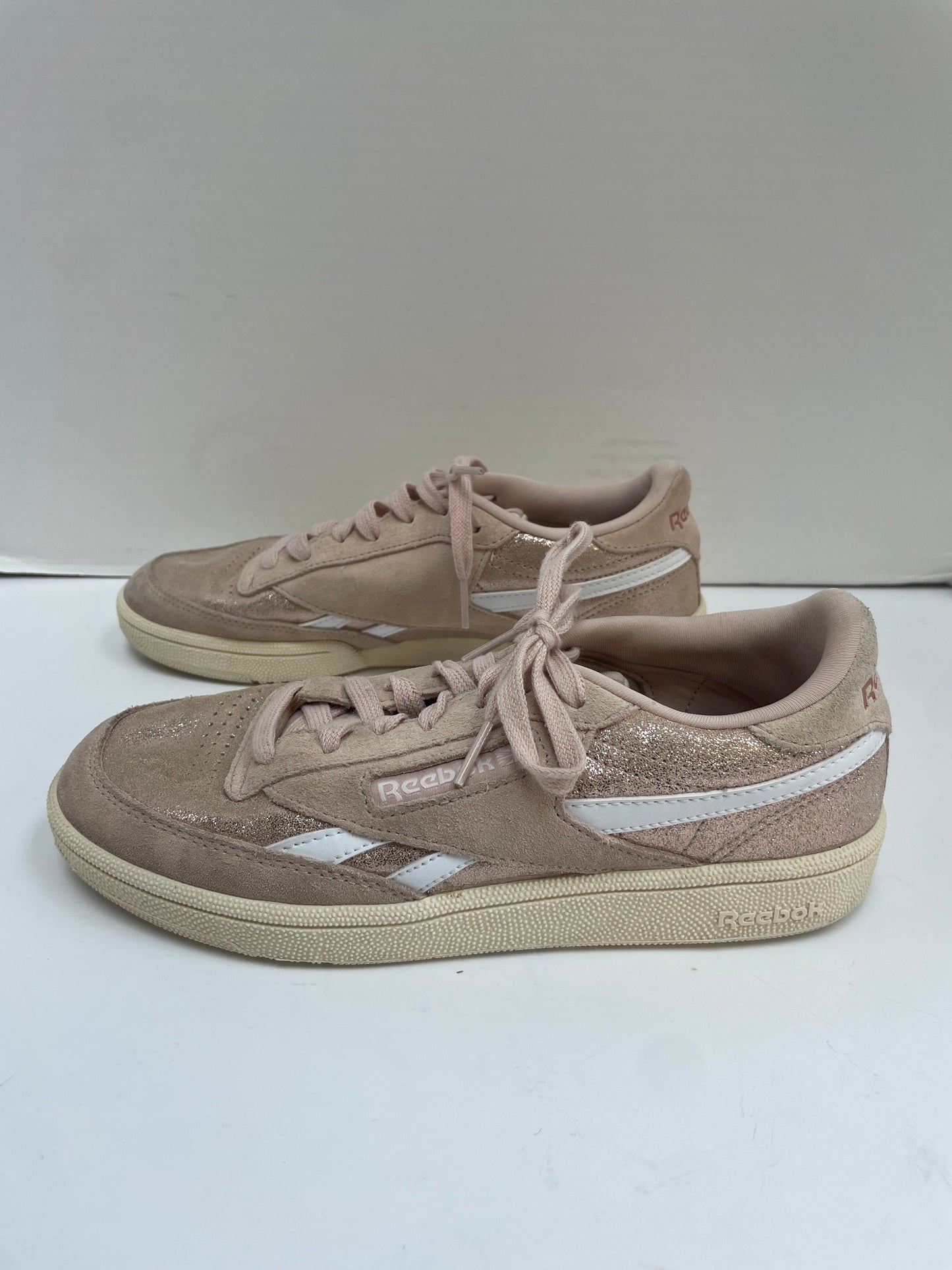 Shoes Sneakers By Reebok In Rose Gold, Size: 8