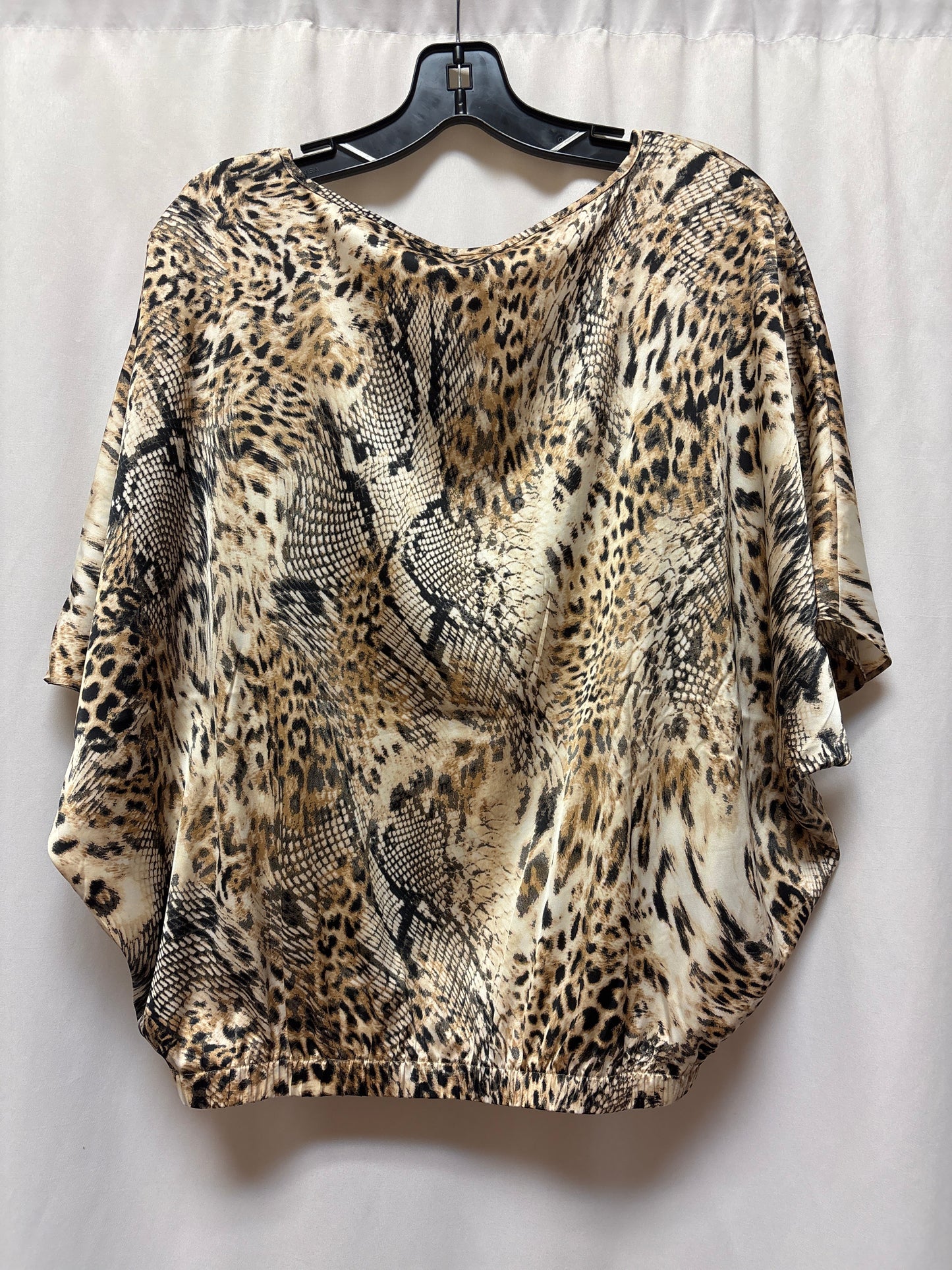 Top Short Sleeve By Chicos In Animal Print, Size: S