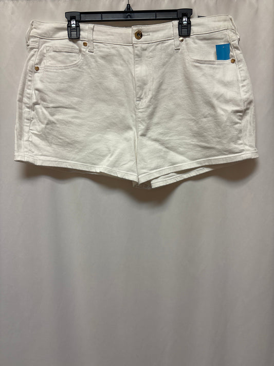 Shorts By Torrid In White Denim, Size: 18