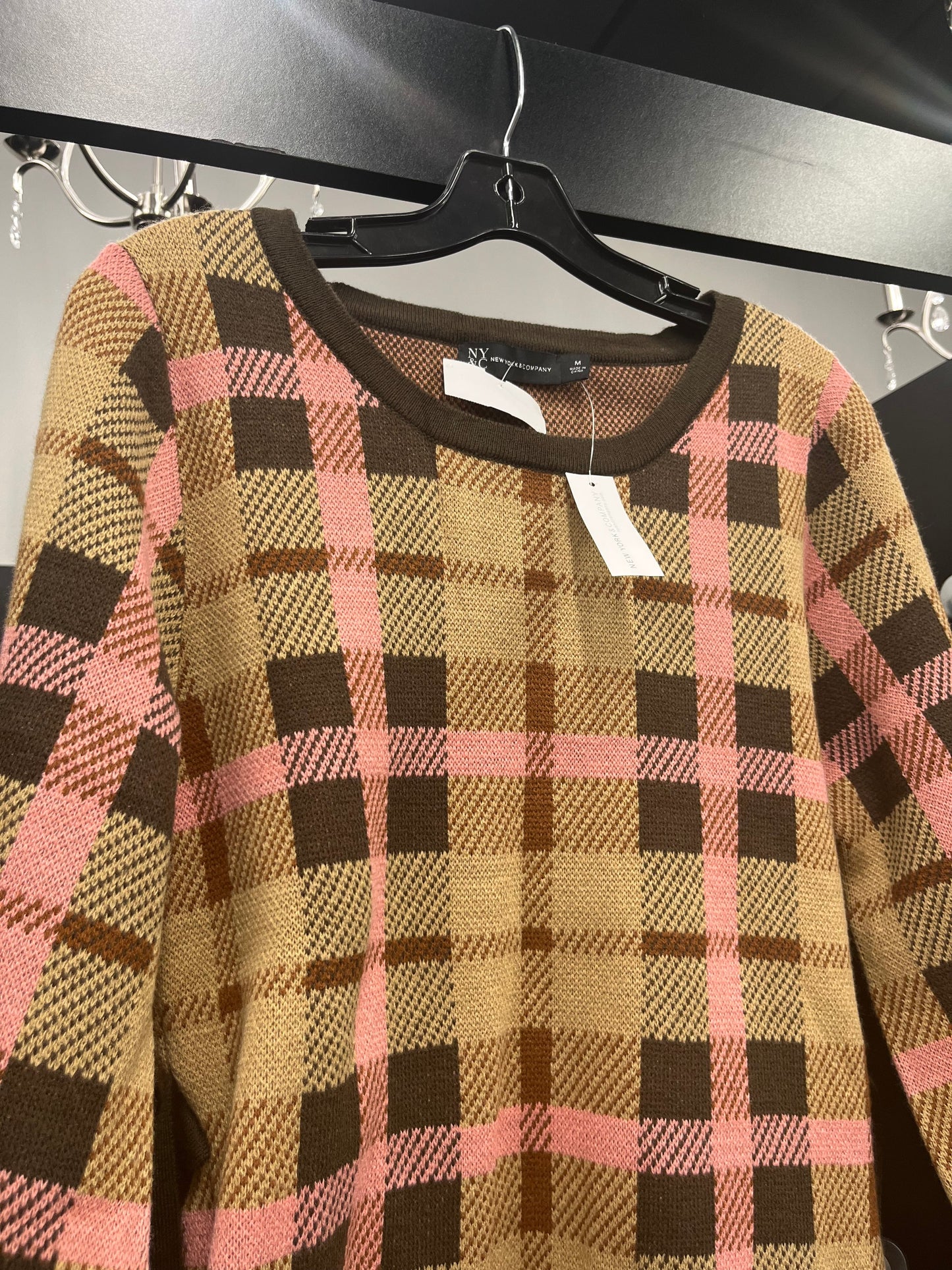 Sweater By New York And Co In Plaid, Size: M