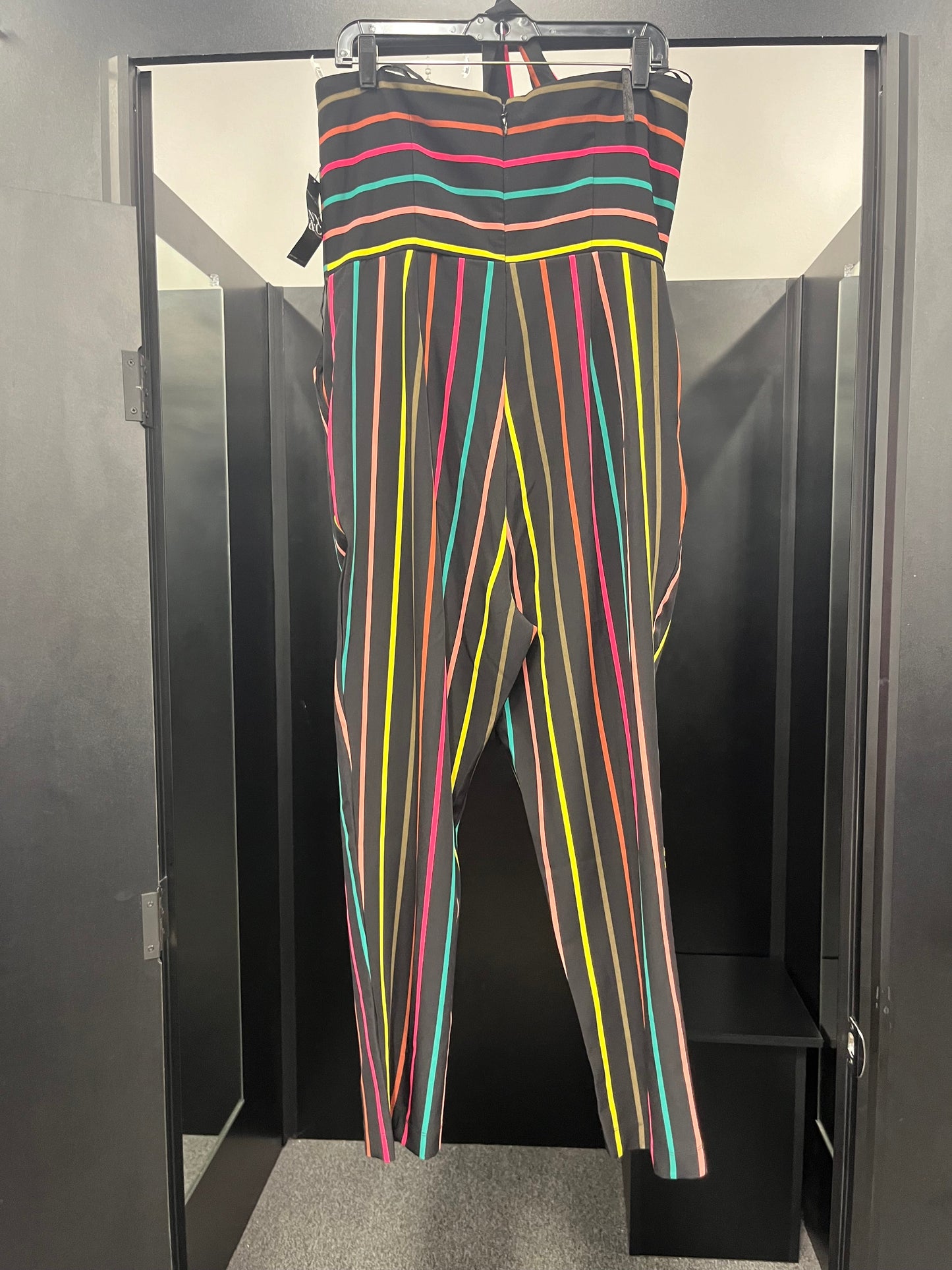 Striped Jumpsuit New York And Co, Size L