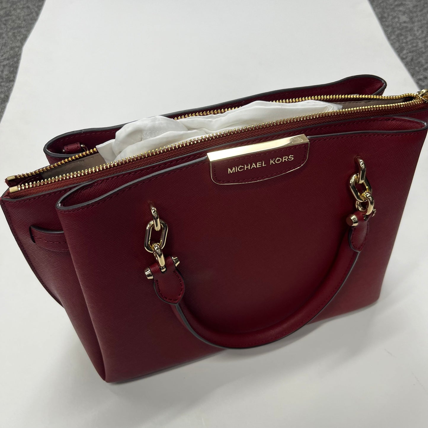 Handbag Designer By Michael Kors NWT Size: Medium