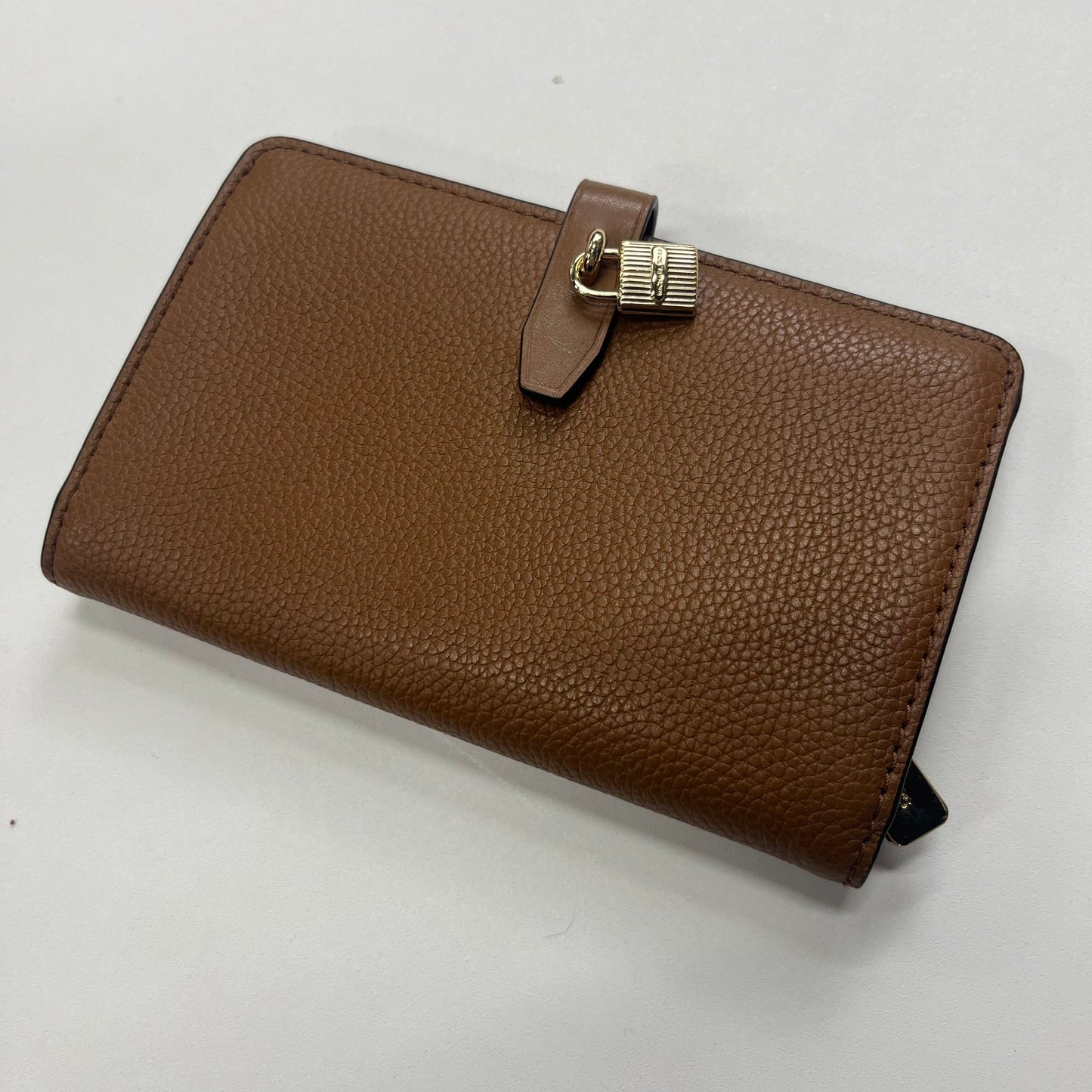 Wallet Designer By Michael Kors  Size: Medium