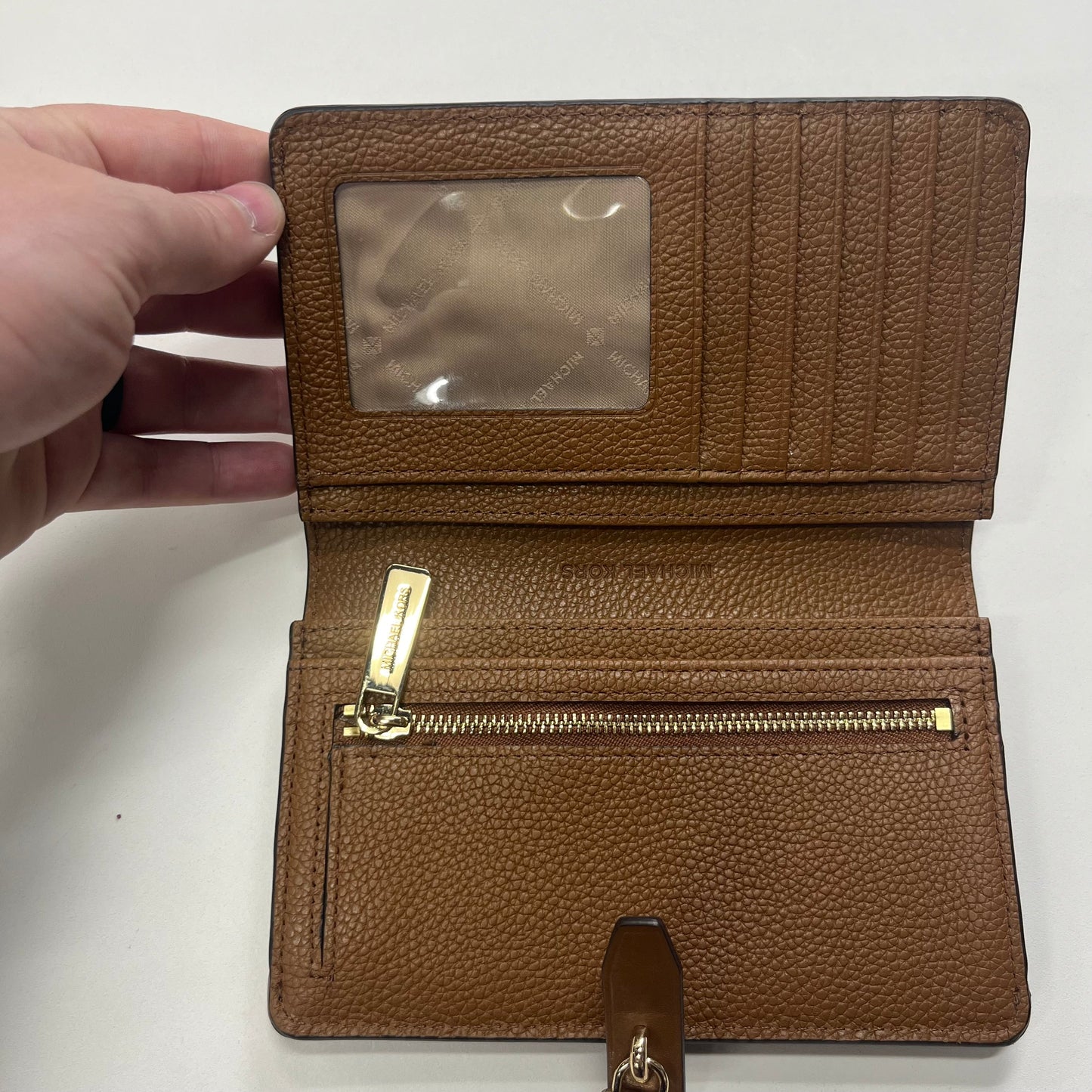 Wallet Designer By Michael Kors  Size: Medium