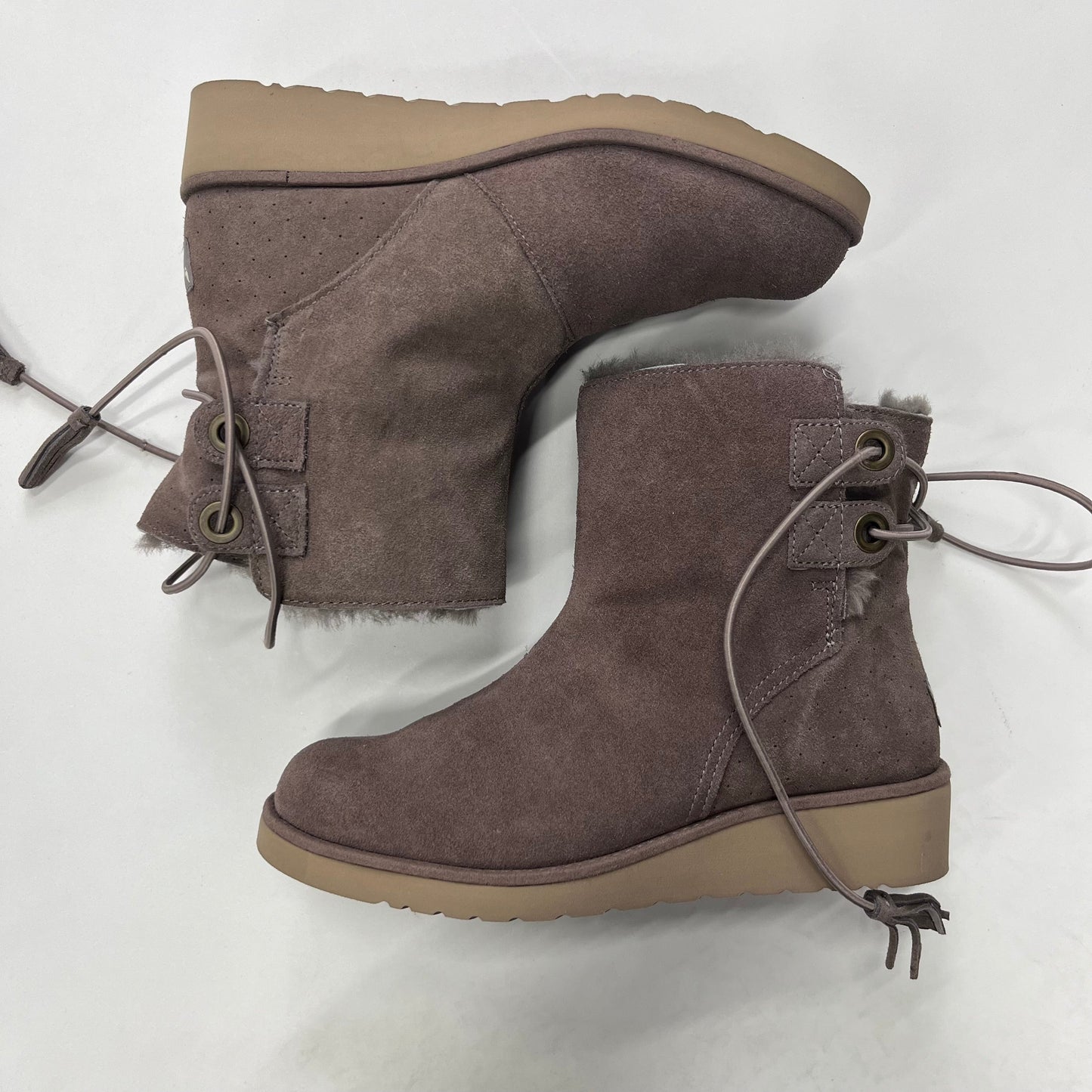 Boots Ankle Flats By Koolaburra By Ugg  Size: 7.5