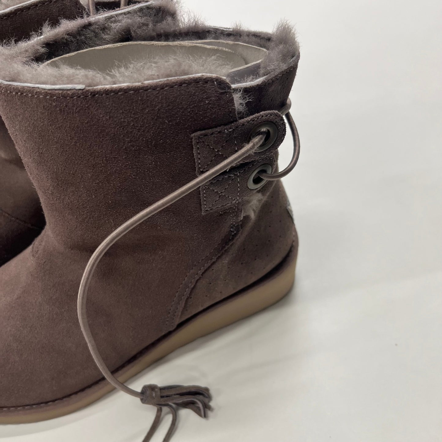 Boots Ankle Flats By Koolaburra By Ugg  Size: 7.5