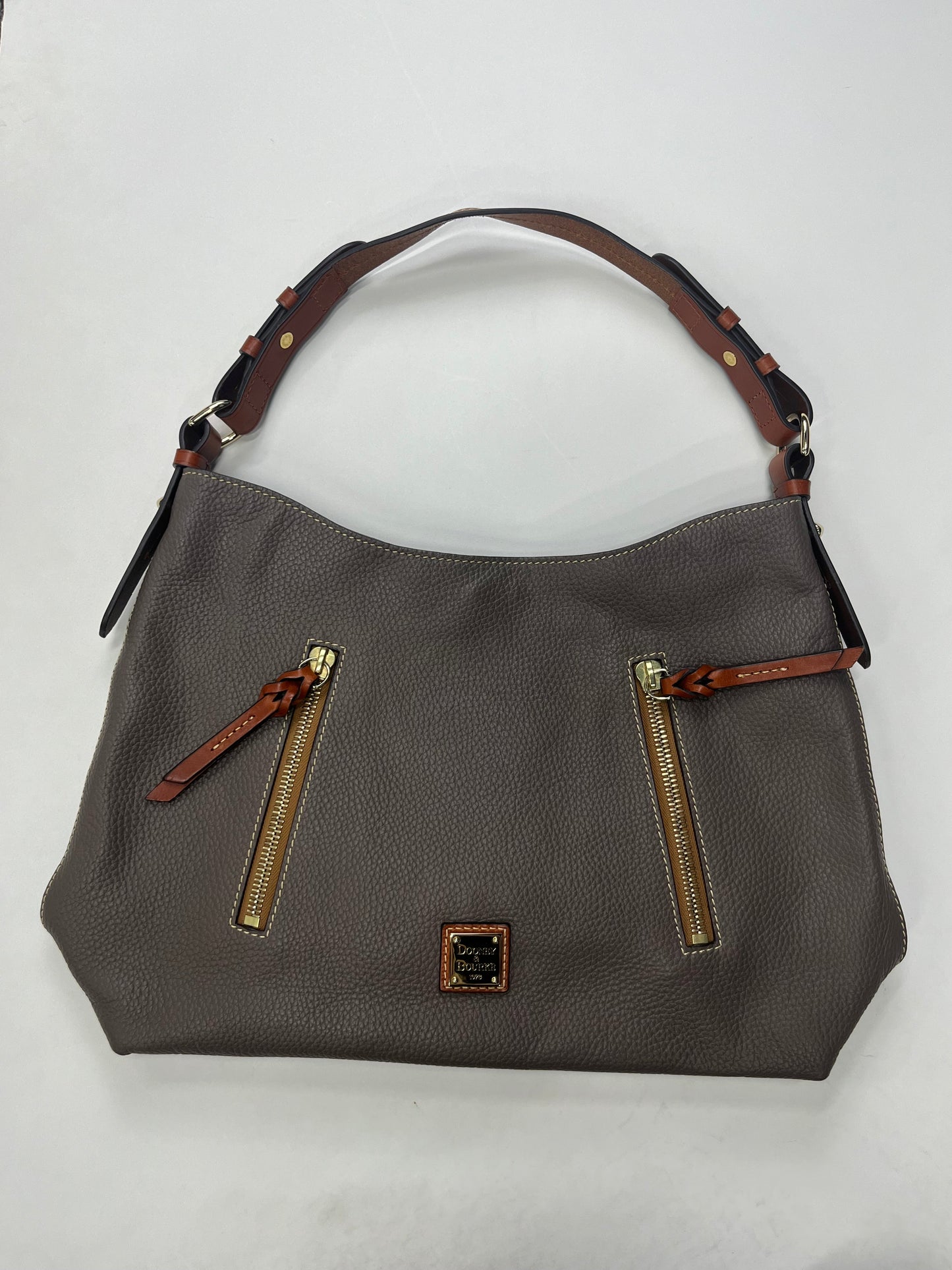 Handbag Designer Dooney And Bourke O, Size Large