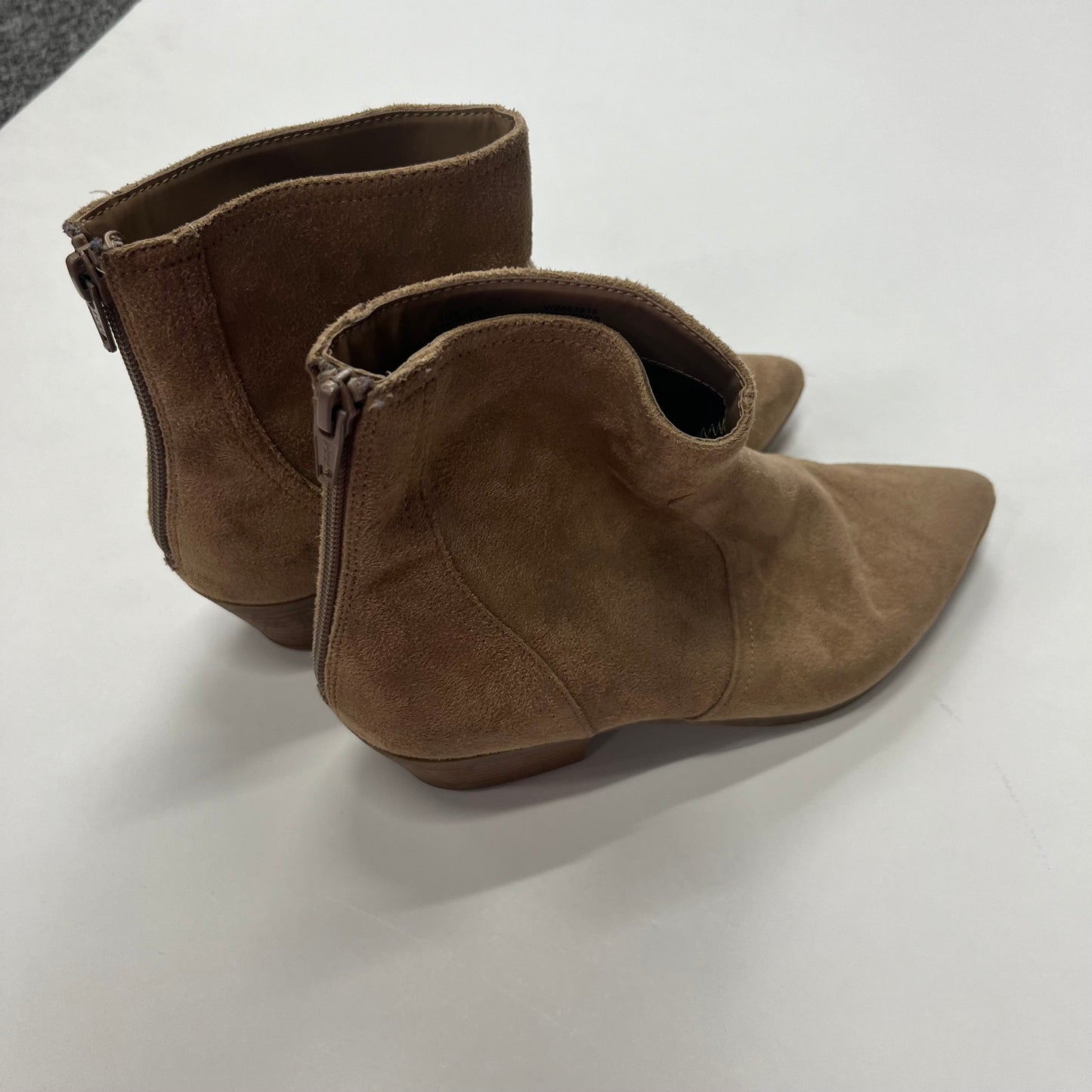 Tan Boots Ankle Heels Banana Republic O, Size 7.5