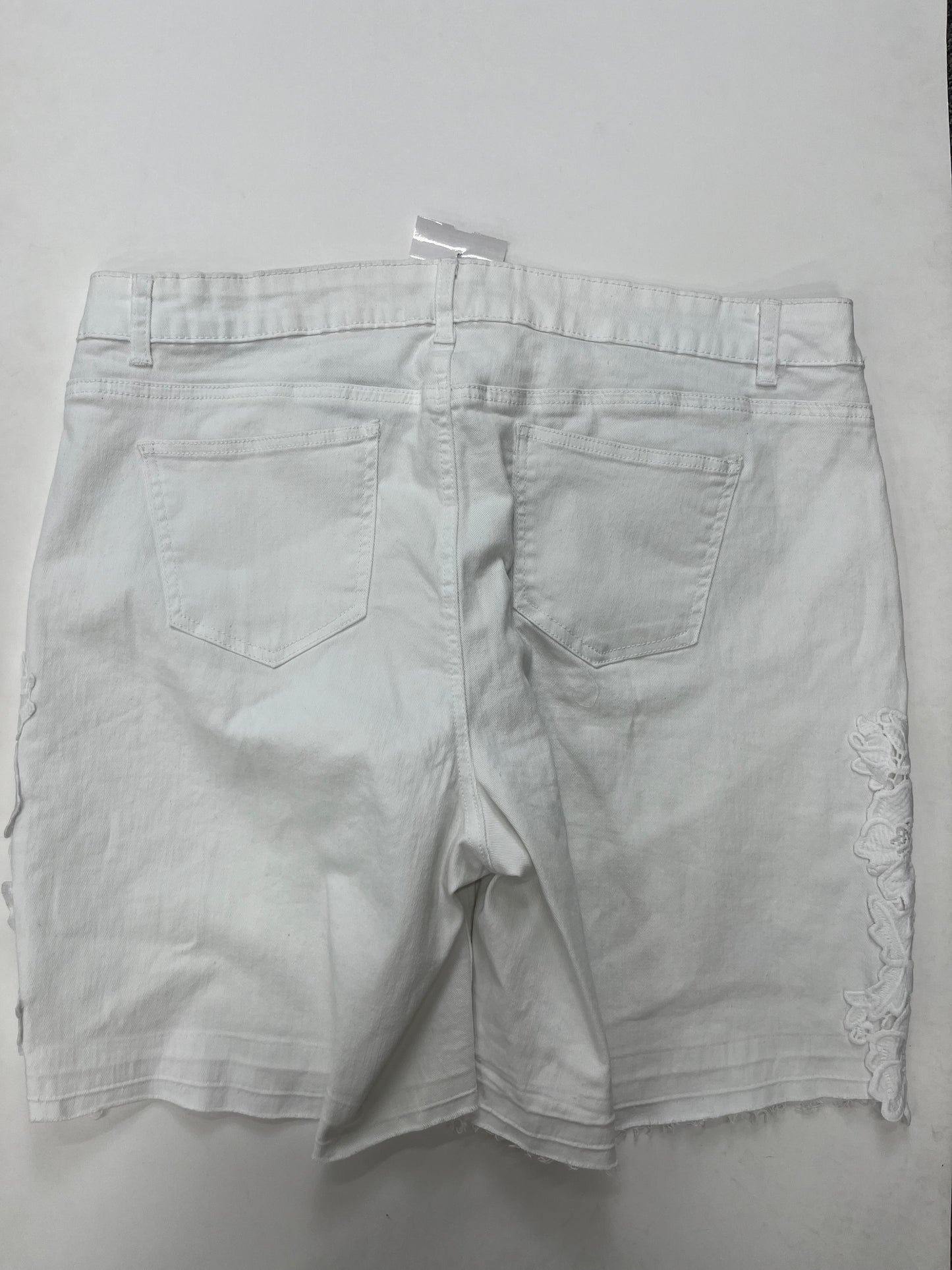 Denim White Shorts Ashley Stewart NWT, Size 18