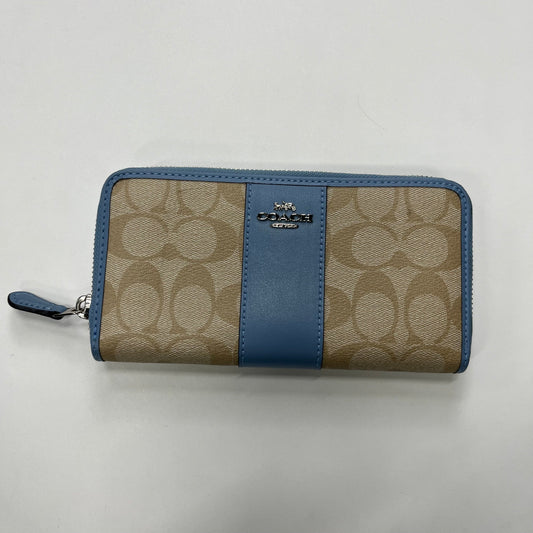 Wallet Coach, Size Large