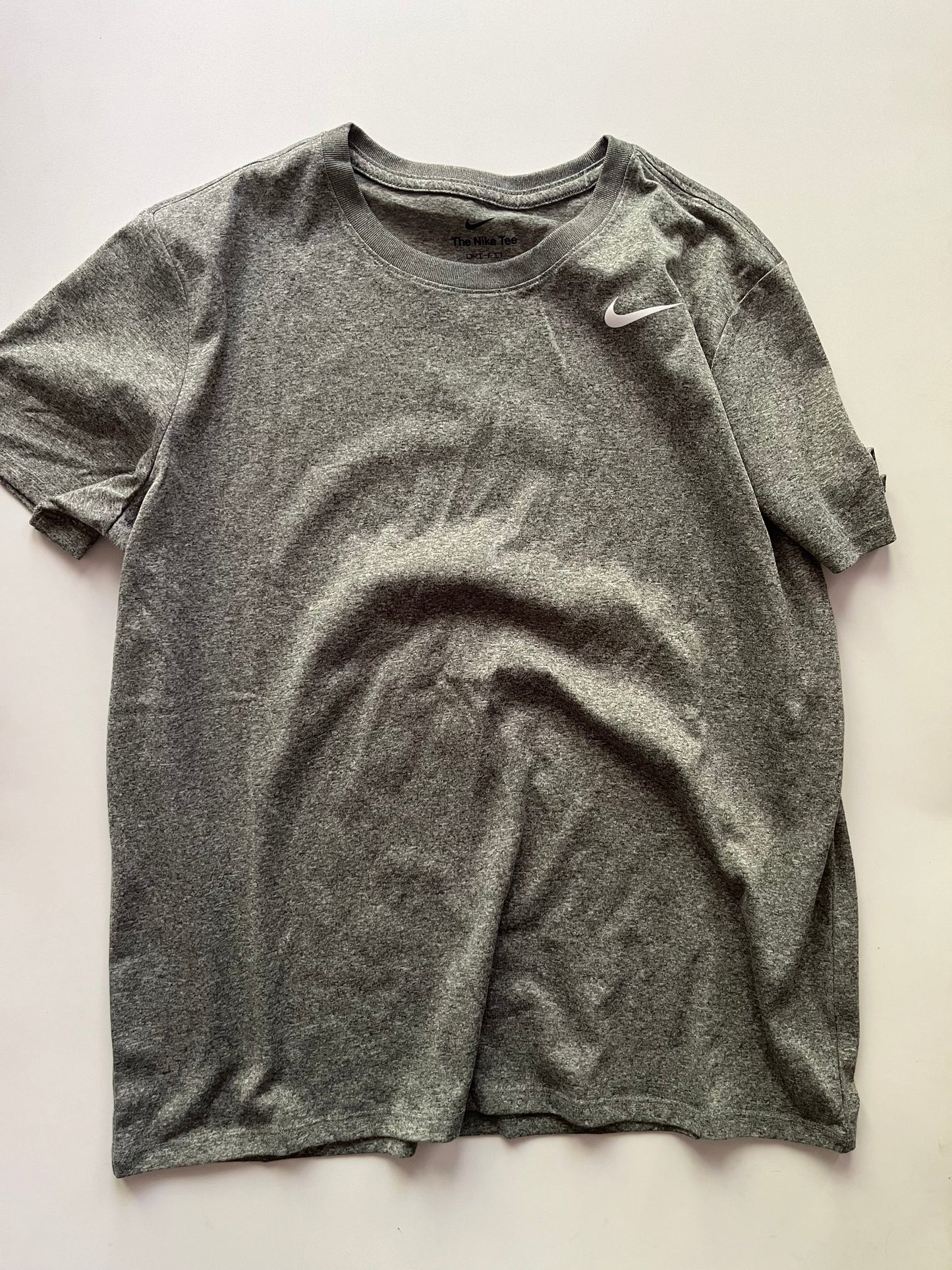 Athletic Top Short Sleeve By Nike Apparel In Grey, Size: L