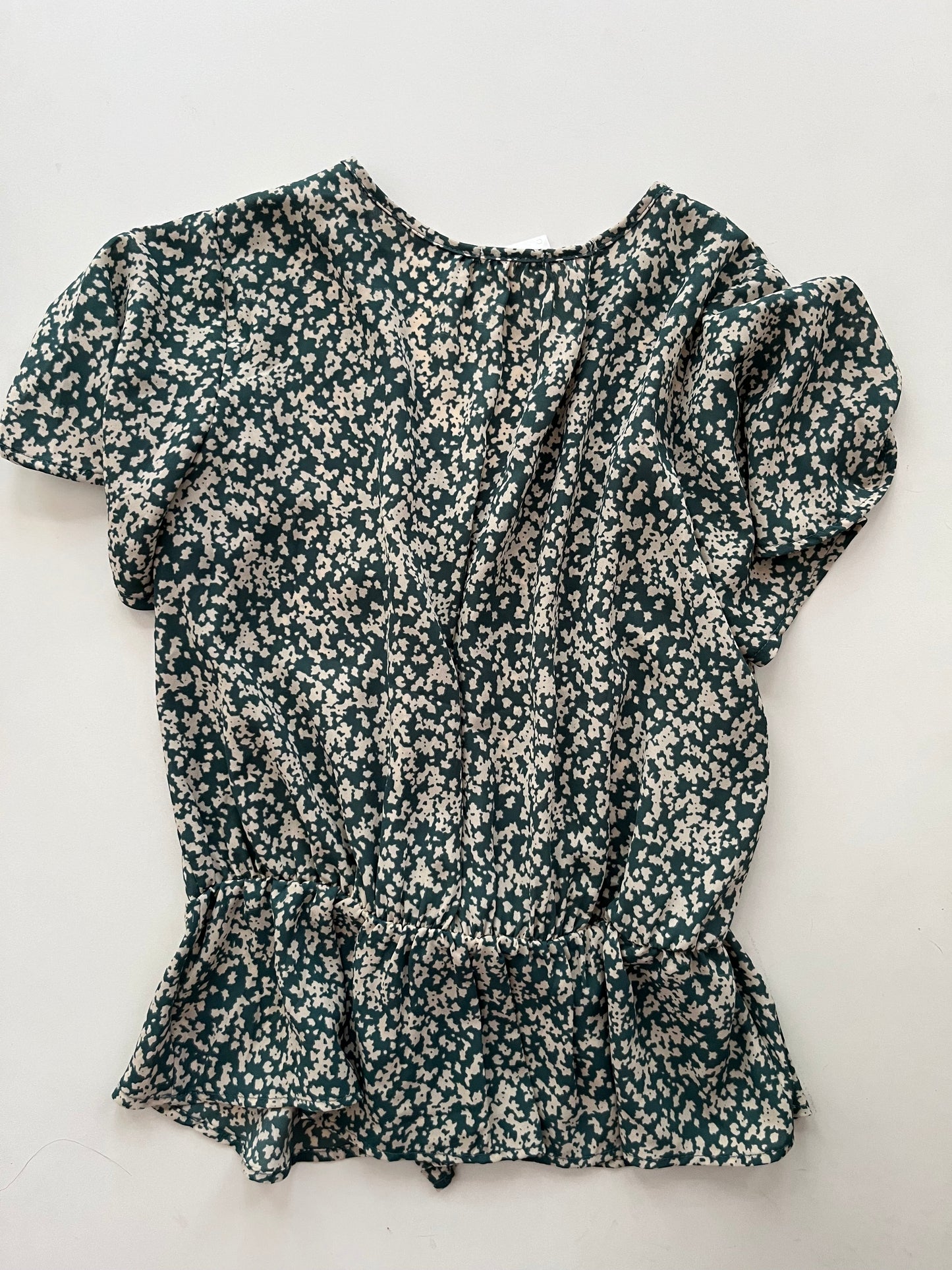 Blouse Short Sleeve By Sienna Sky In Green, Size: S